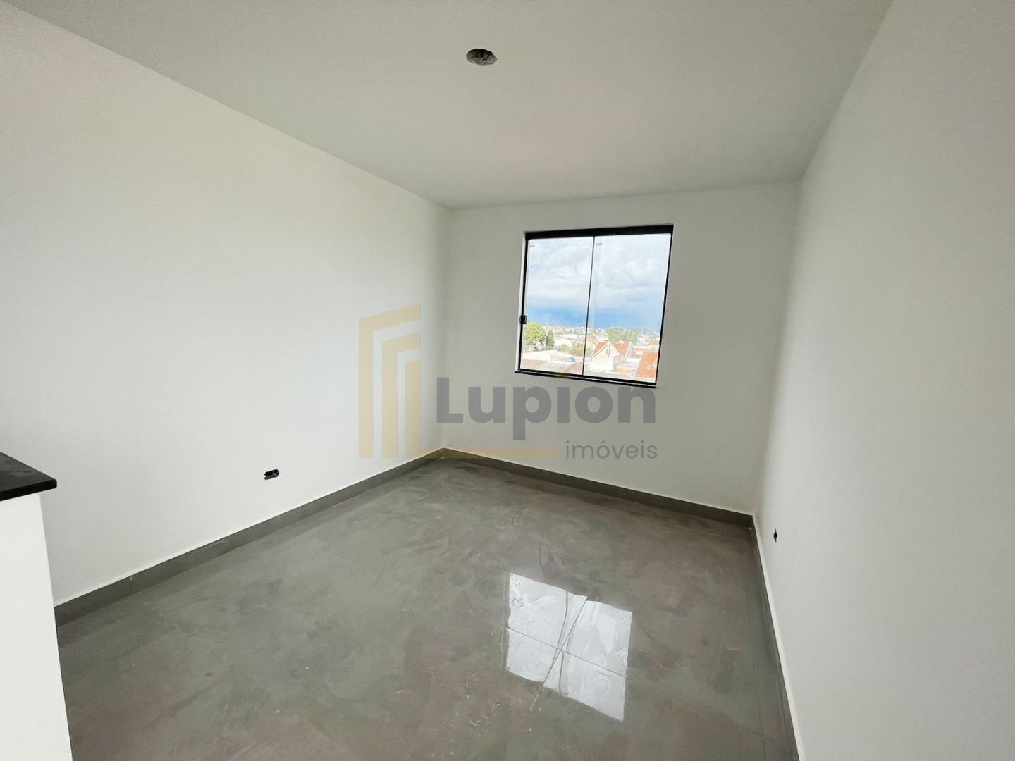 Sobrado com 4 dormitórios à venda, 167 m   - Sítio Cercado - C...