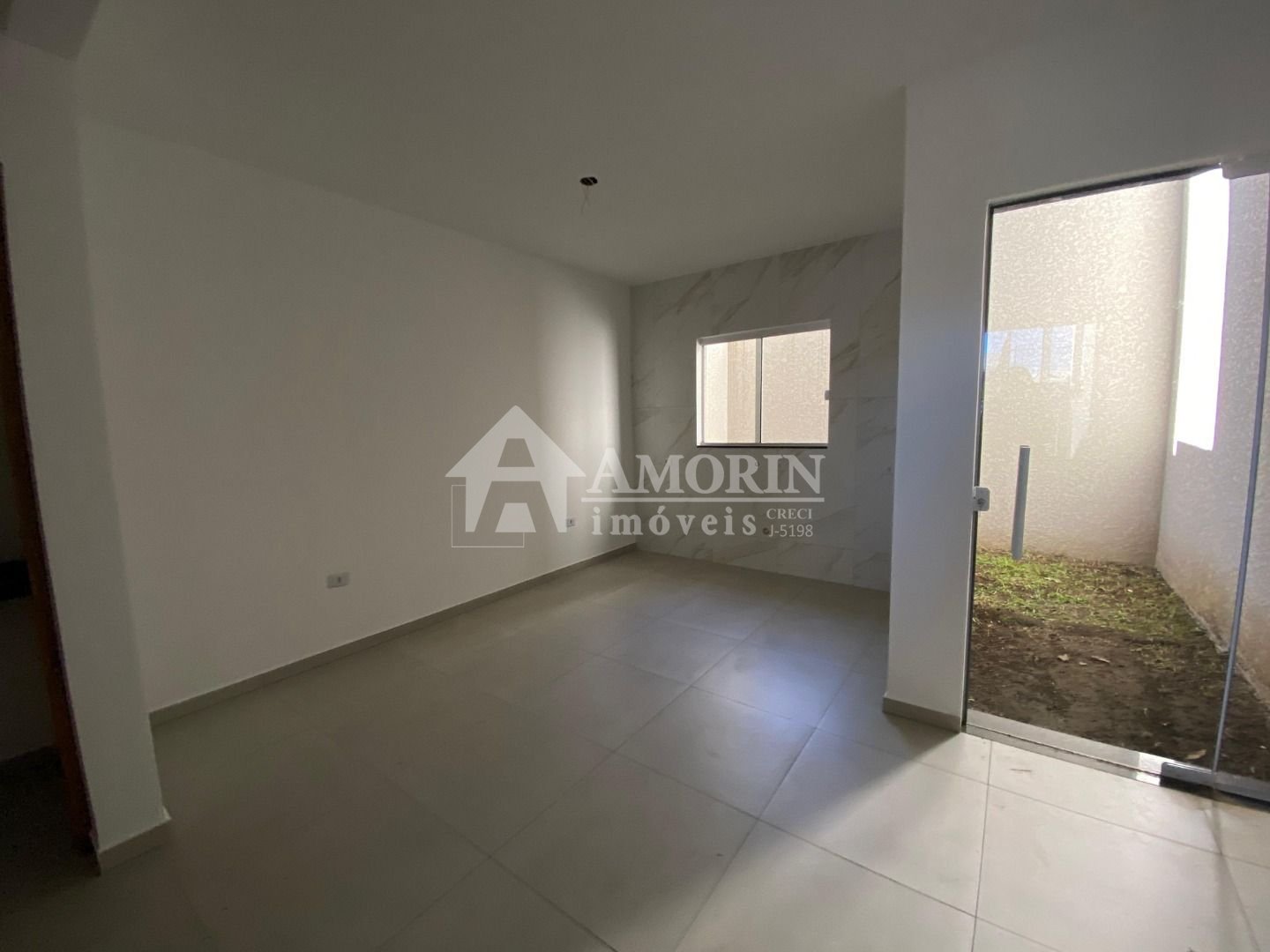 Sobrado com 3 dormitórios à venda,70.00 m , sítio cercado, CUR...