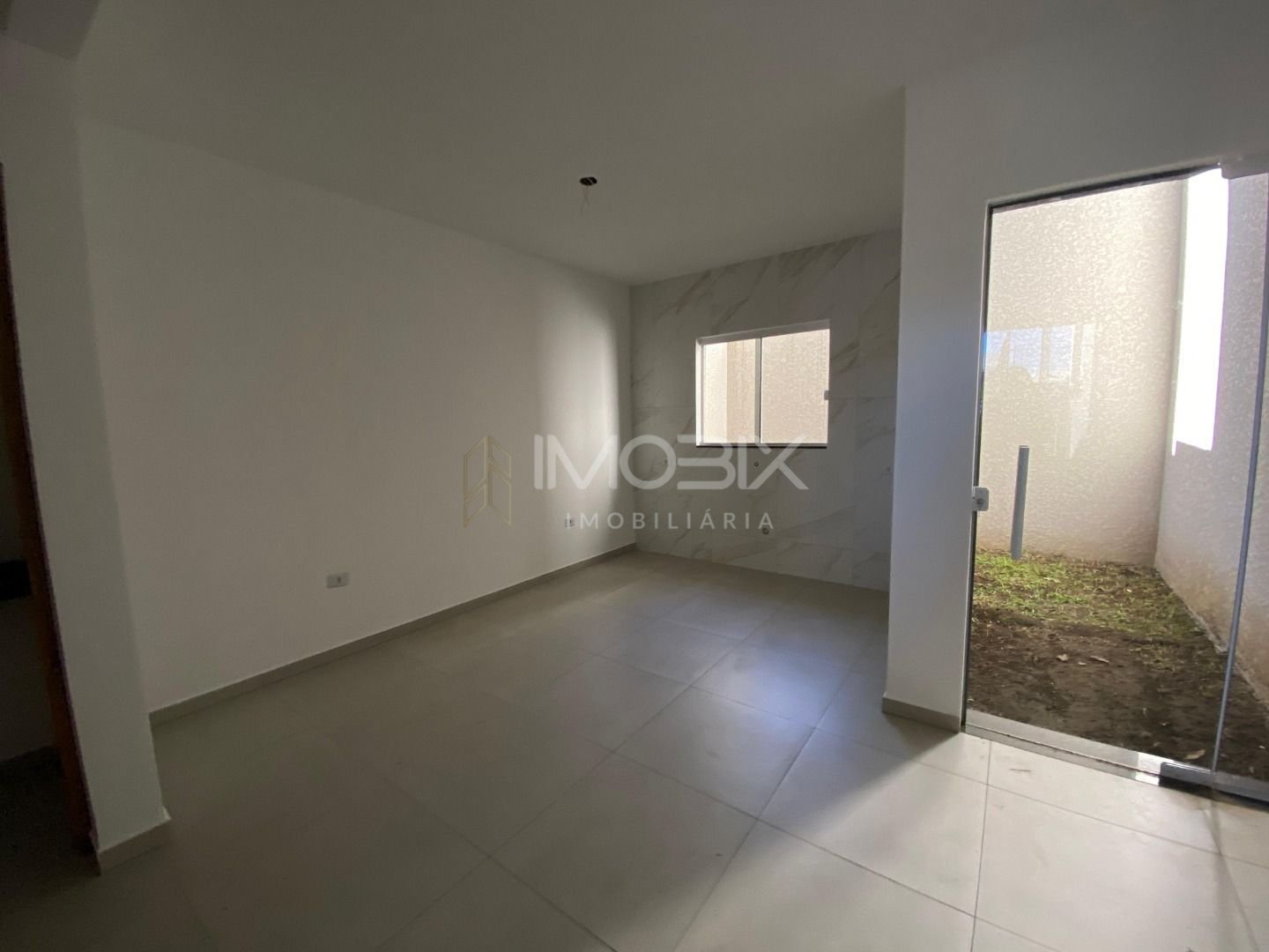Sobrado com 3 dormitórios à venda,70.00 m , sítio cercado, CUR...