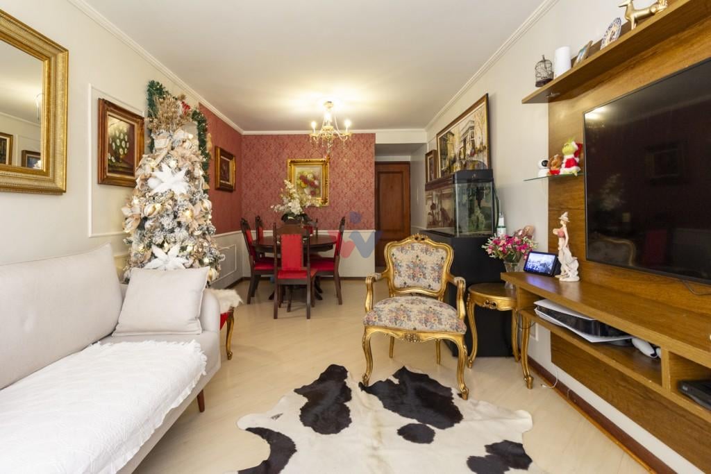 Vende-se  apartamento no Juvevê. Se busca um lar  bem localizado