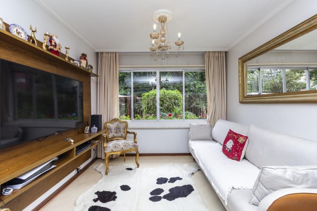 Vende-se  apartamento no Juvevê. Se busca um lar  bem localizado