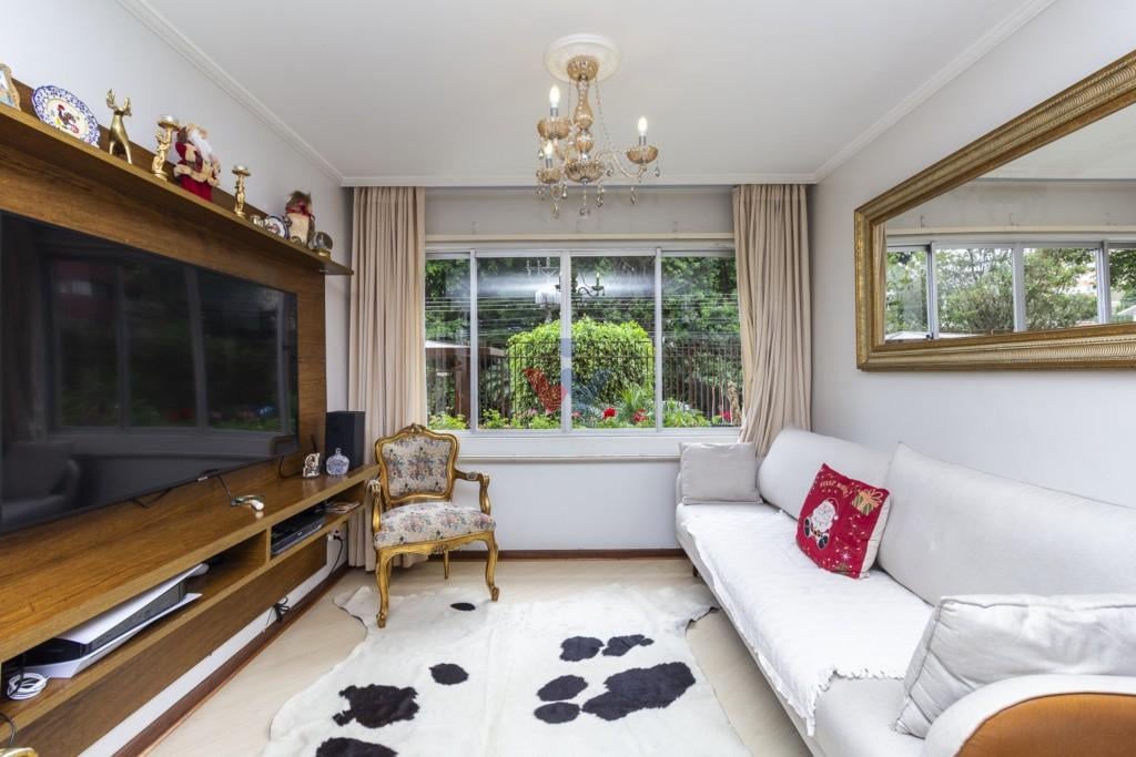 Vende-se  apartamento no Juvevê. Se busca um lar  bem localizado