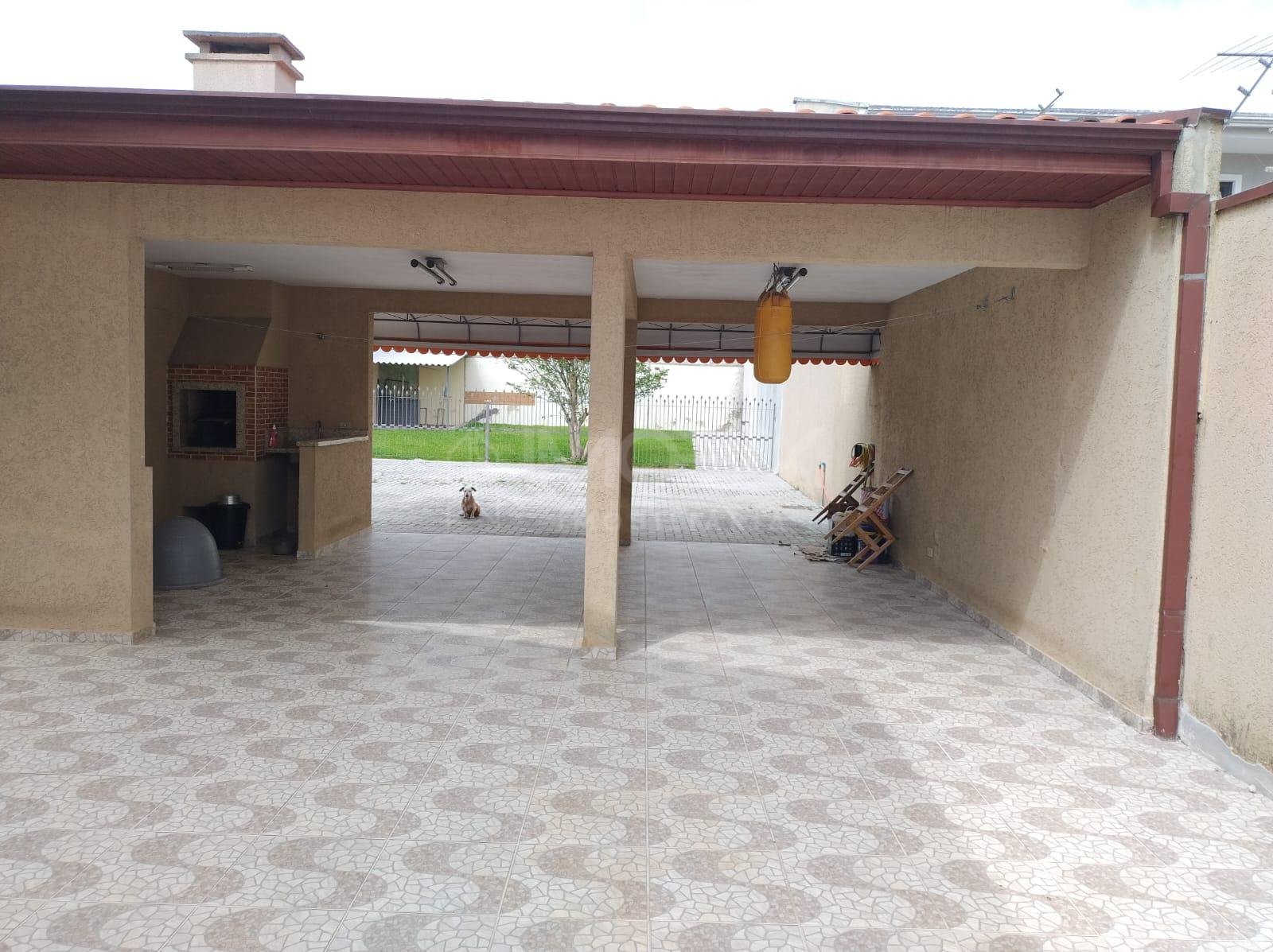 Sobrado à venda bairro Uberaba - Ctba - PR, oportunidade única...