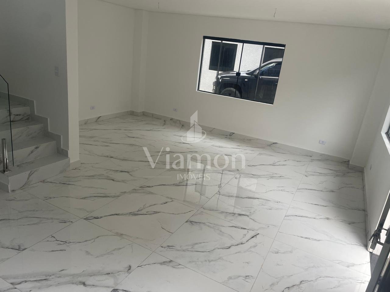 Sobrado à venda, UBERABA, CURITIBA - PR - Temos 2 unidades dis...