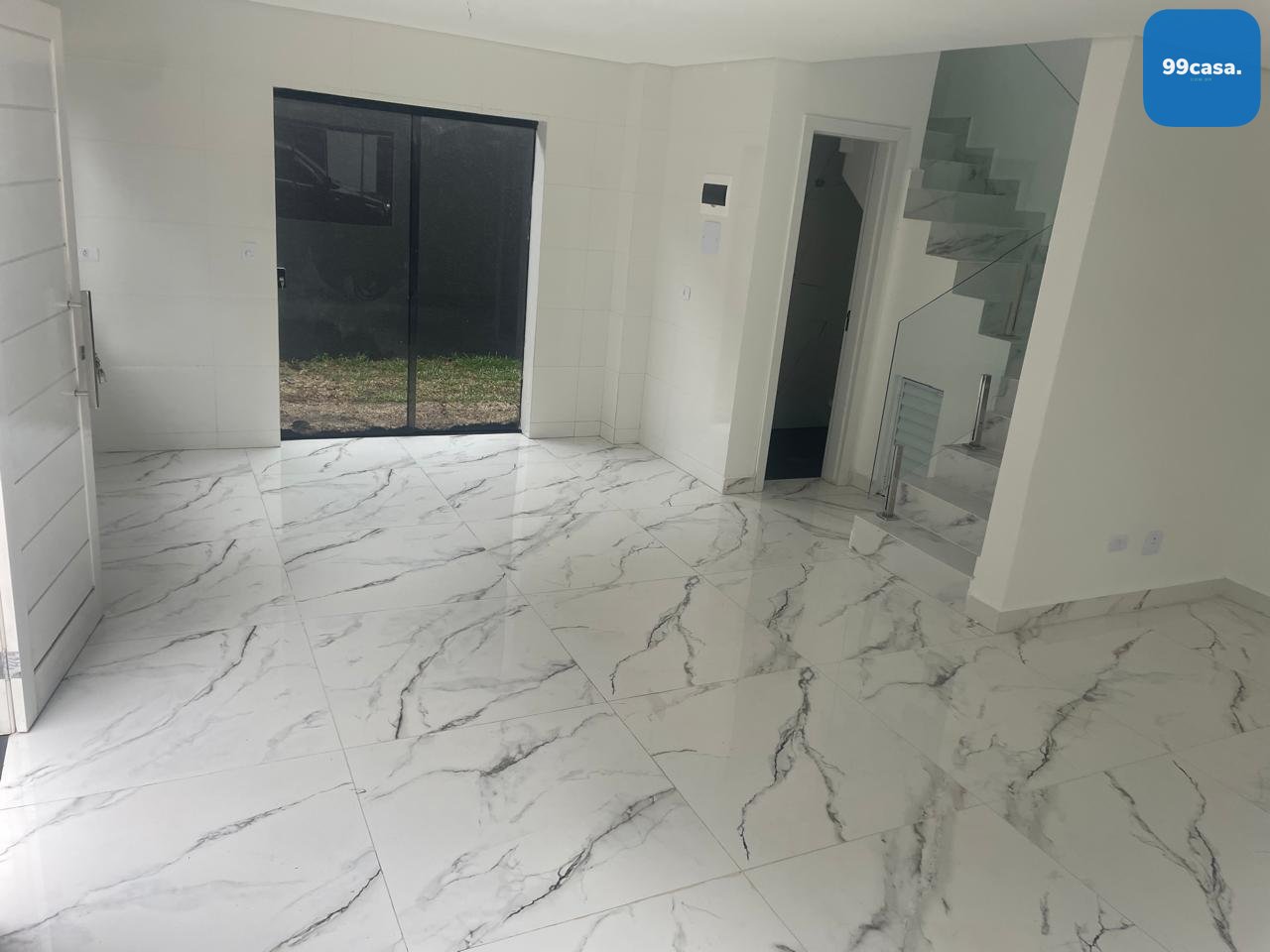 Sobrado à venda, UBERABA, CURITIBA - PR - Temos 2 unidades dis...
