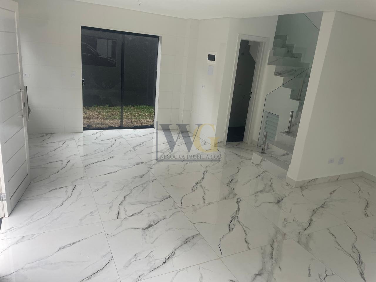 Sobrado à venda, UBERABA, CURITIBA - PR - Temos 2 unidades dis...