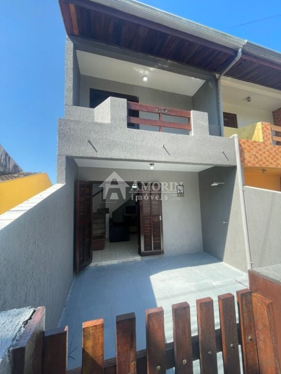 Sobrado com 2 dormitórios à venda, 82 m² por R$ 368.000,00 - M...