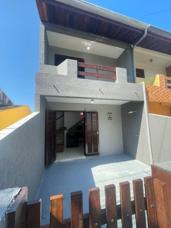 Sobrado com 2 dormitórios à venda, 82 m² por R$ 368.000,00 - M...