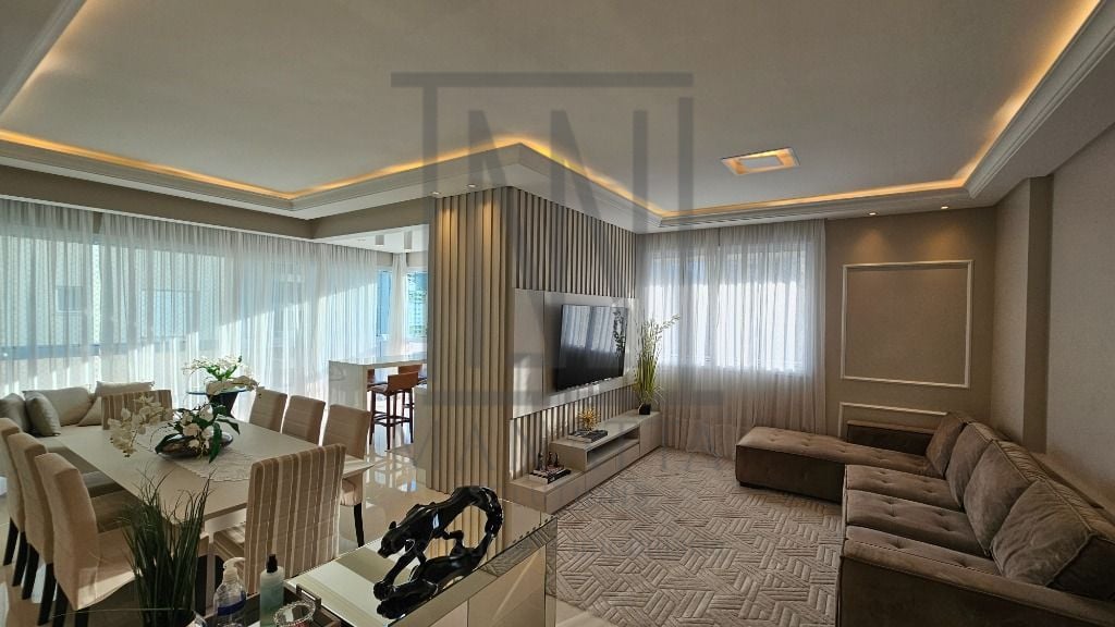 Apartamento com 3 dormitórios à venda, 149 m  por R  2.350.000...