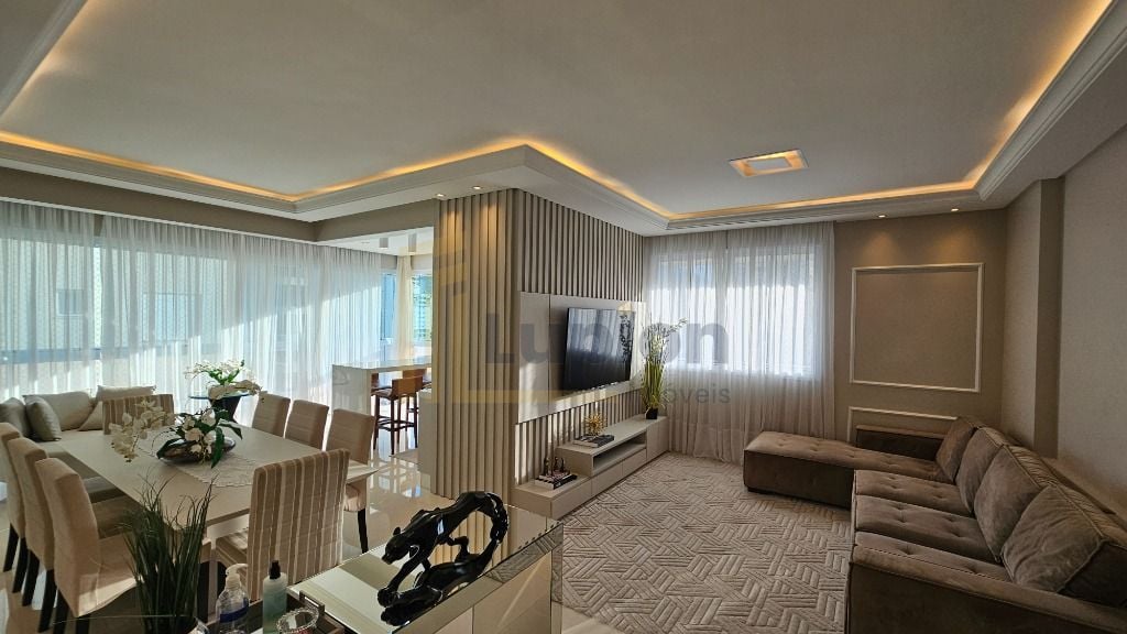 Apartamento com 3 dormitórios à venda, 149 m  por R  2.350.000...