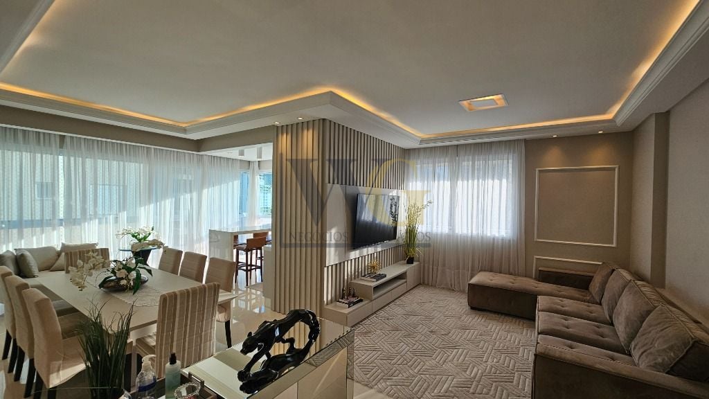 Apartamento com 3 dormitórios à venda, 149 m  por R  2.350.000...