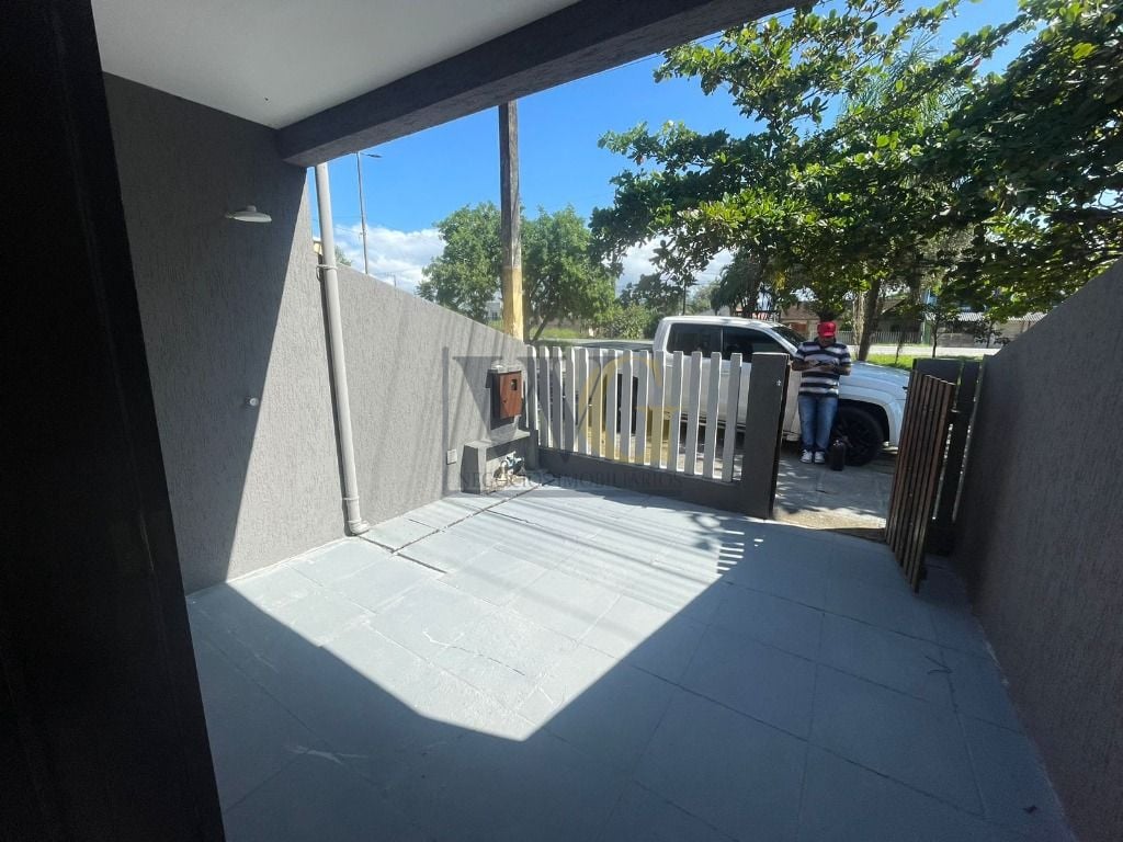 Sobrado com 2 dormitórios à venda, 82 m² por R$ 368.000,00 - M...