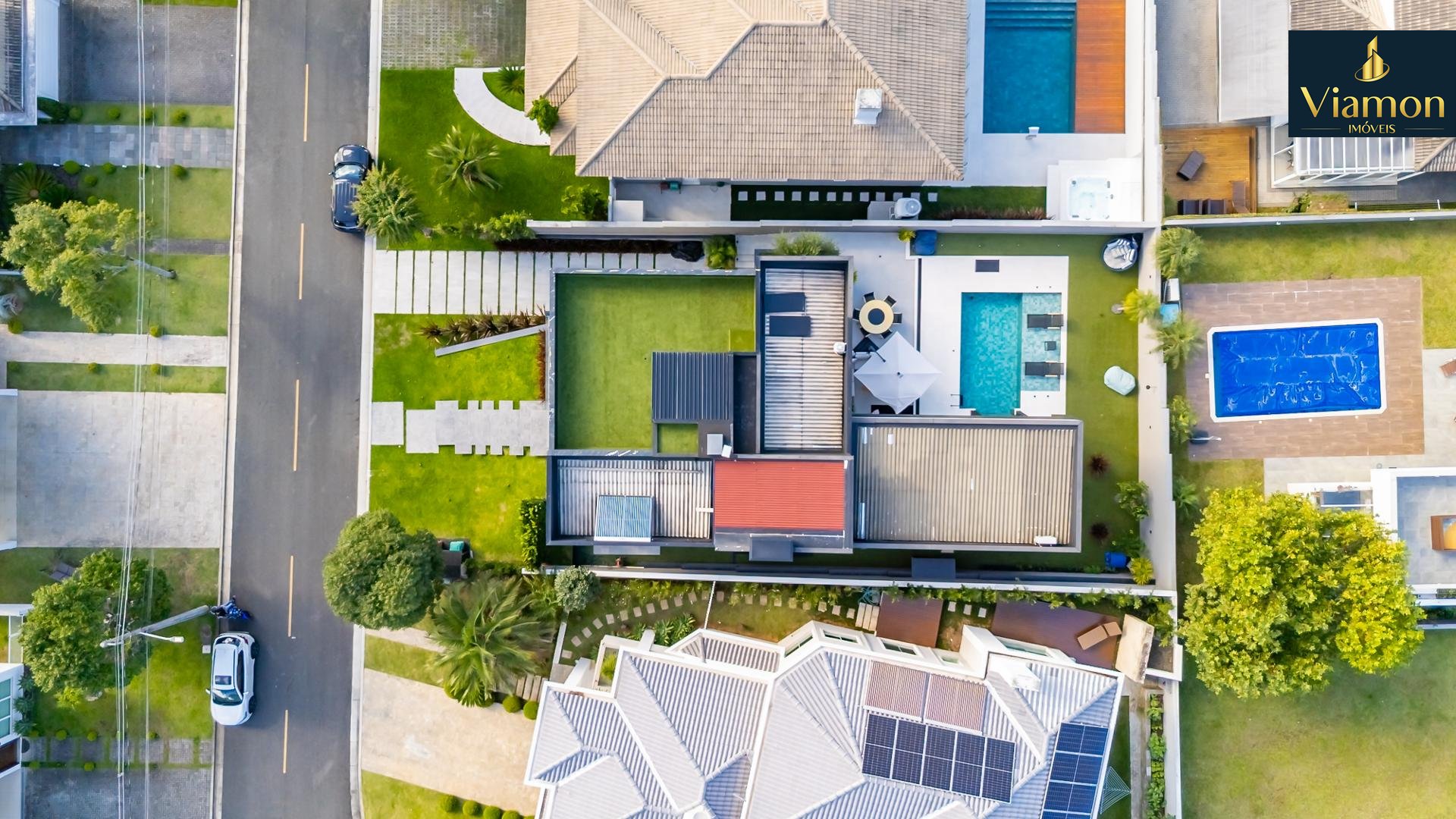 Casa 4 Quartos e 6 banheiros à Venda no Alphaville Pinheiros, ...