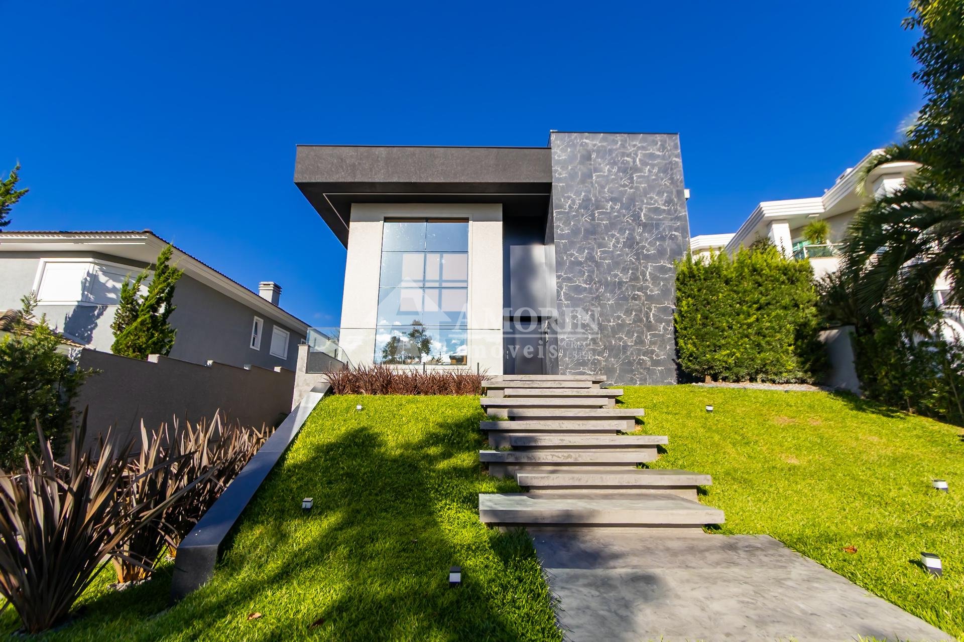 Casa 4 Quartos e 6 banheiros à Venda no Alphaville Pinheiros, ...