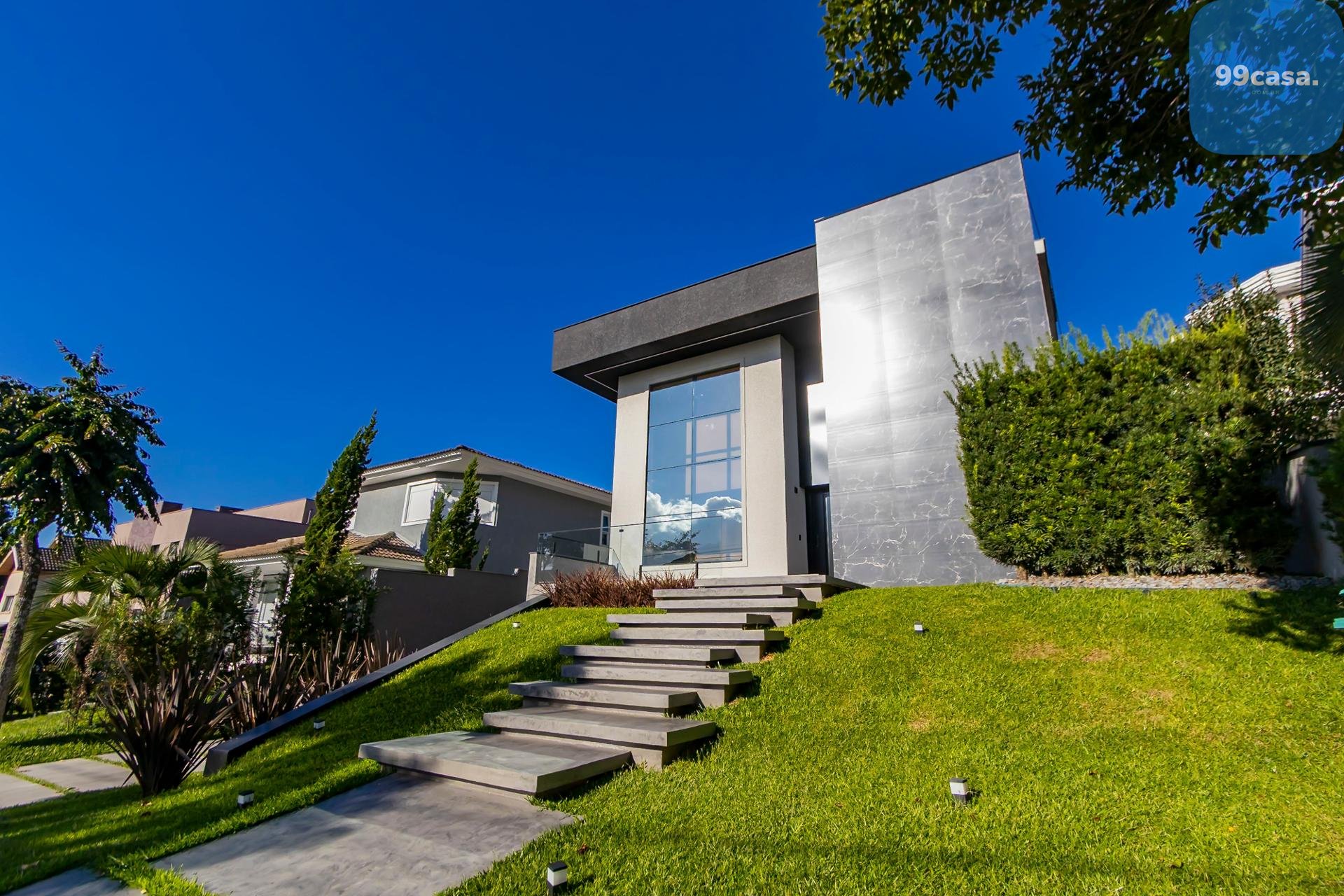 Casa 4 Quartos e 6 banheiros à Venda no Alphaville Pinheiros, ...