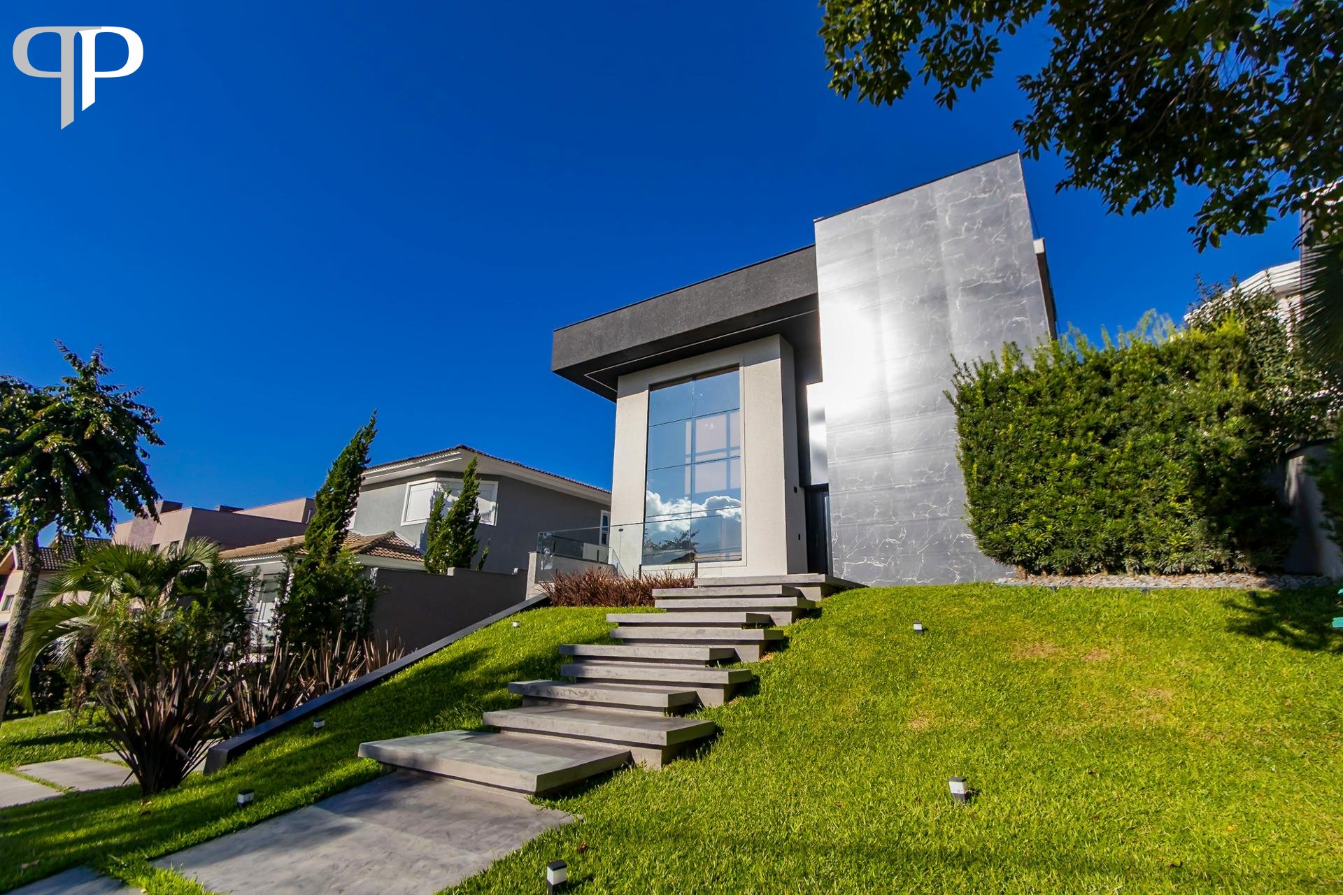 Casa 4 Quartos e 6 banheiros à Venda no Alphaville Pinheiros, ...