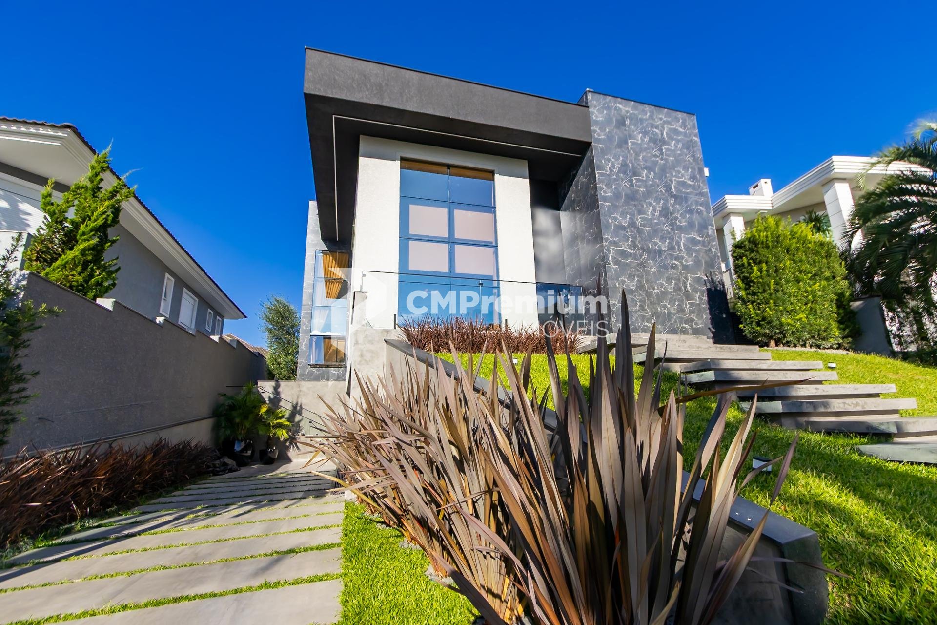 Casa 4 Quartos e 6 banheiros à Venda no Alphaville Pinheiros, ...