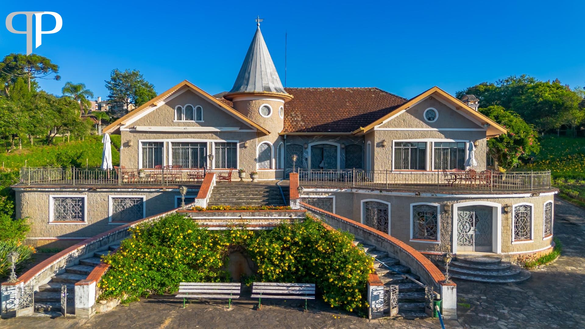 Castelo à venda no bairro Alphaville Graciosa,  PINHAIS - PR