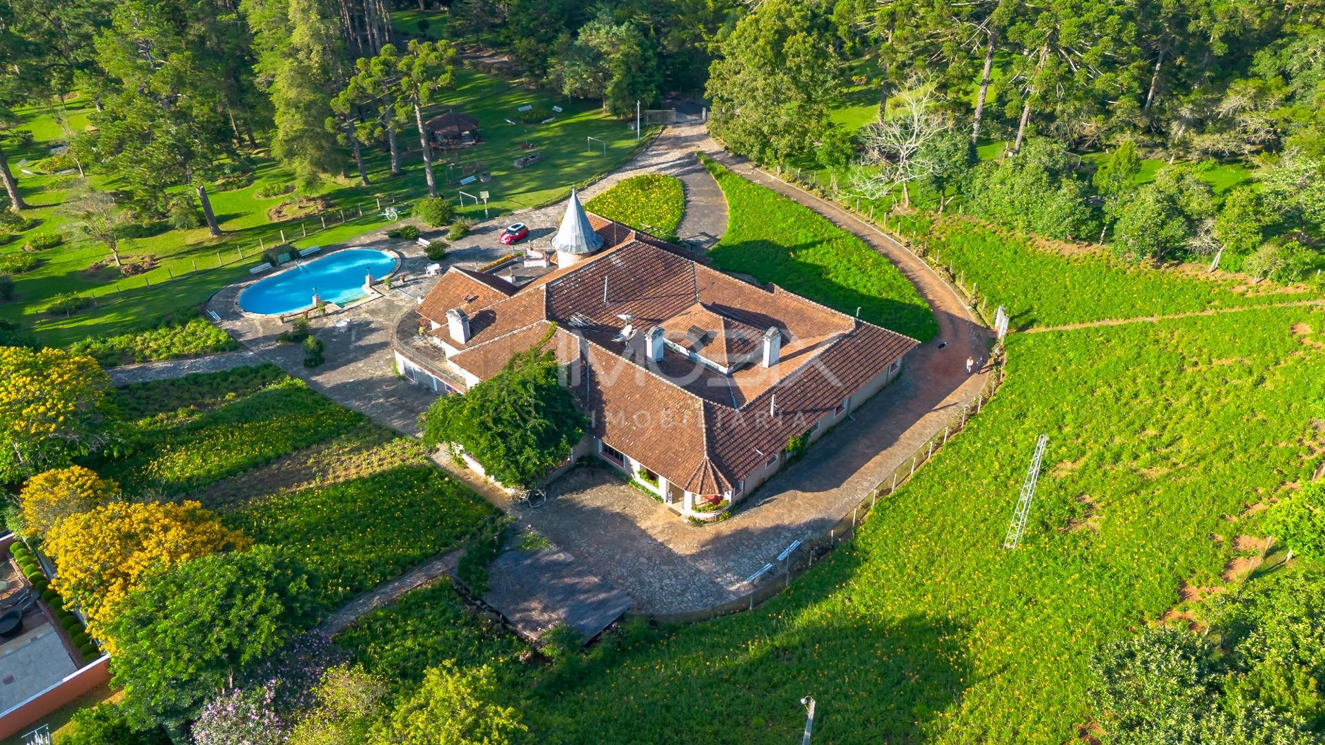 Castelo à venda no bairro Alphaville Graciosa,  PINHAIS - PR