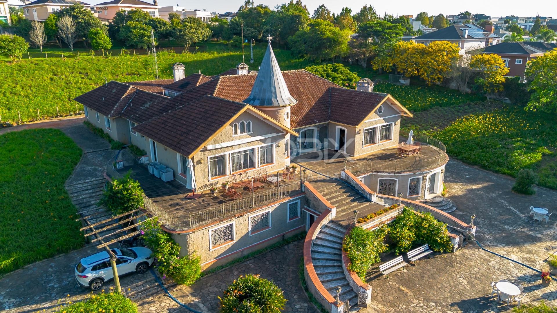 Castelo à venda no bairro Alphaville Graciosa,  PINHAIS - PR