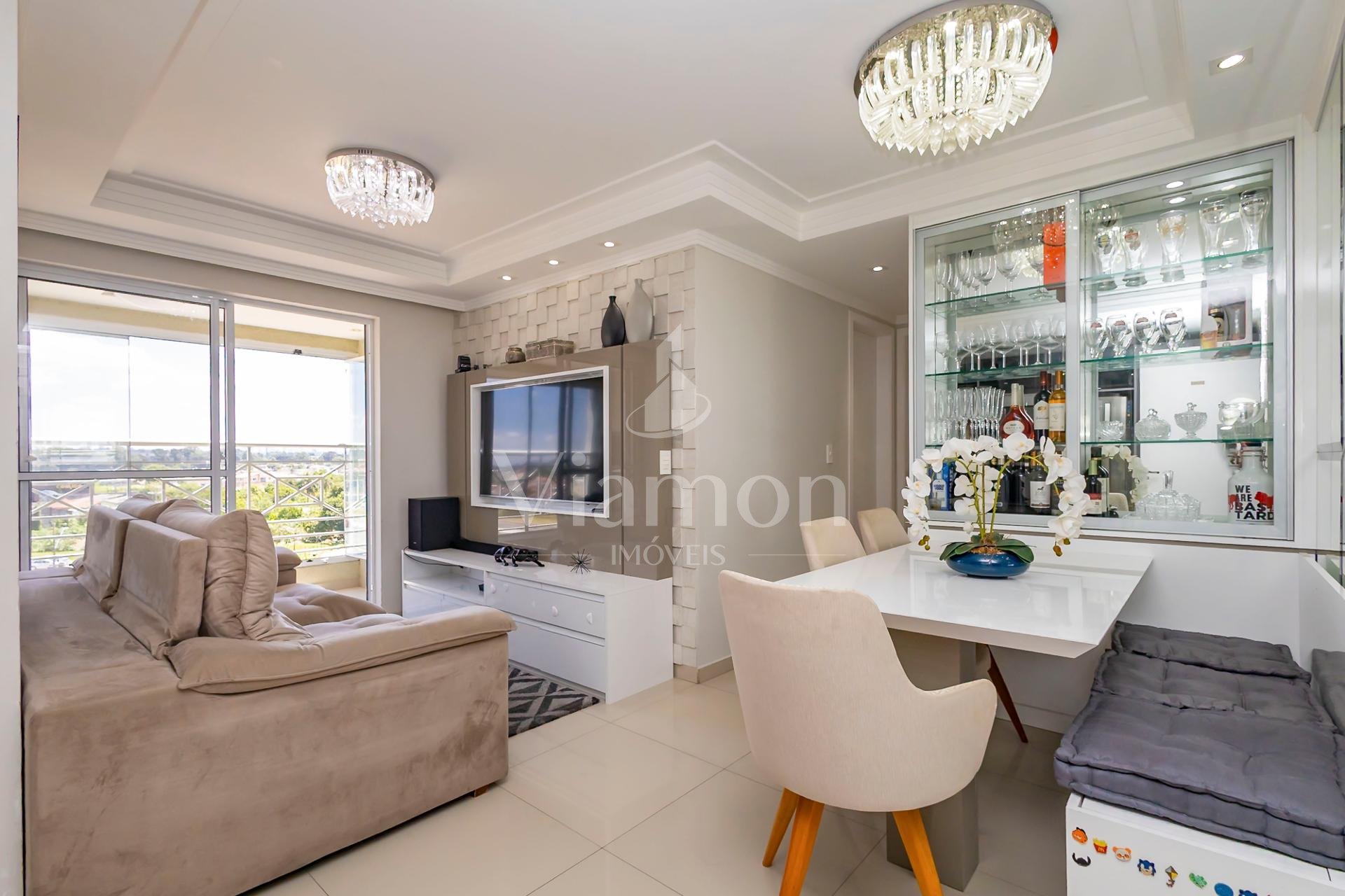 Apartamento com 2 dormitórios à venda no Condomínio Grand Chat...