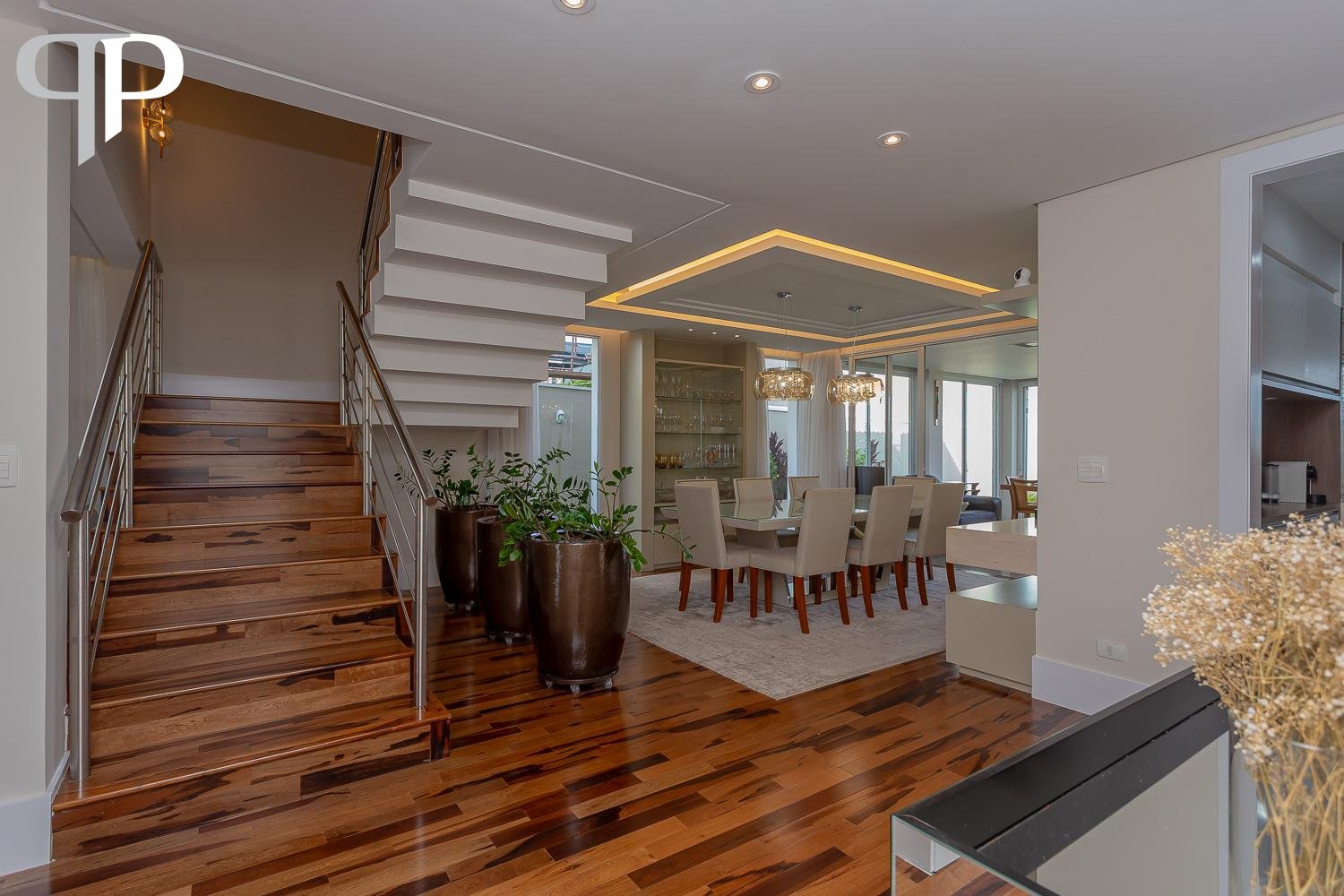 Casa à venda 4 suítes e 6 vagas, Alphaville Graciosa, PINHAIS ...