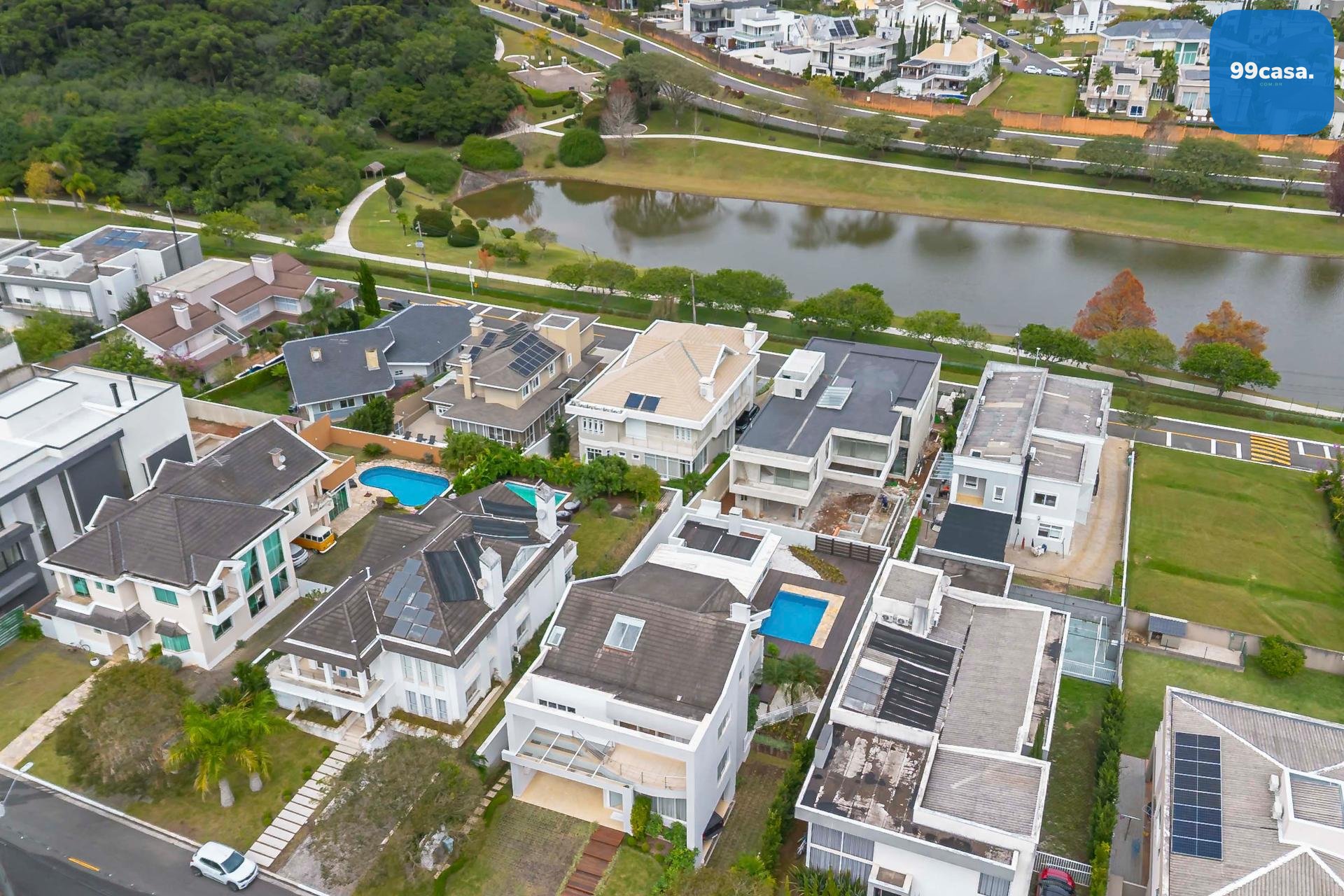 Casa à venda 4 dorm, 4 vagas e piscina no Alphaville Graciosa,...