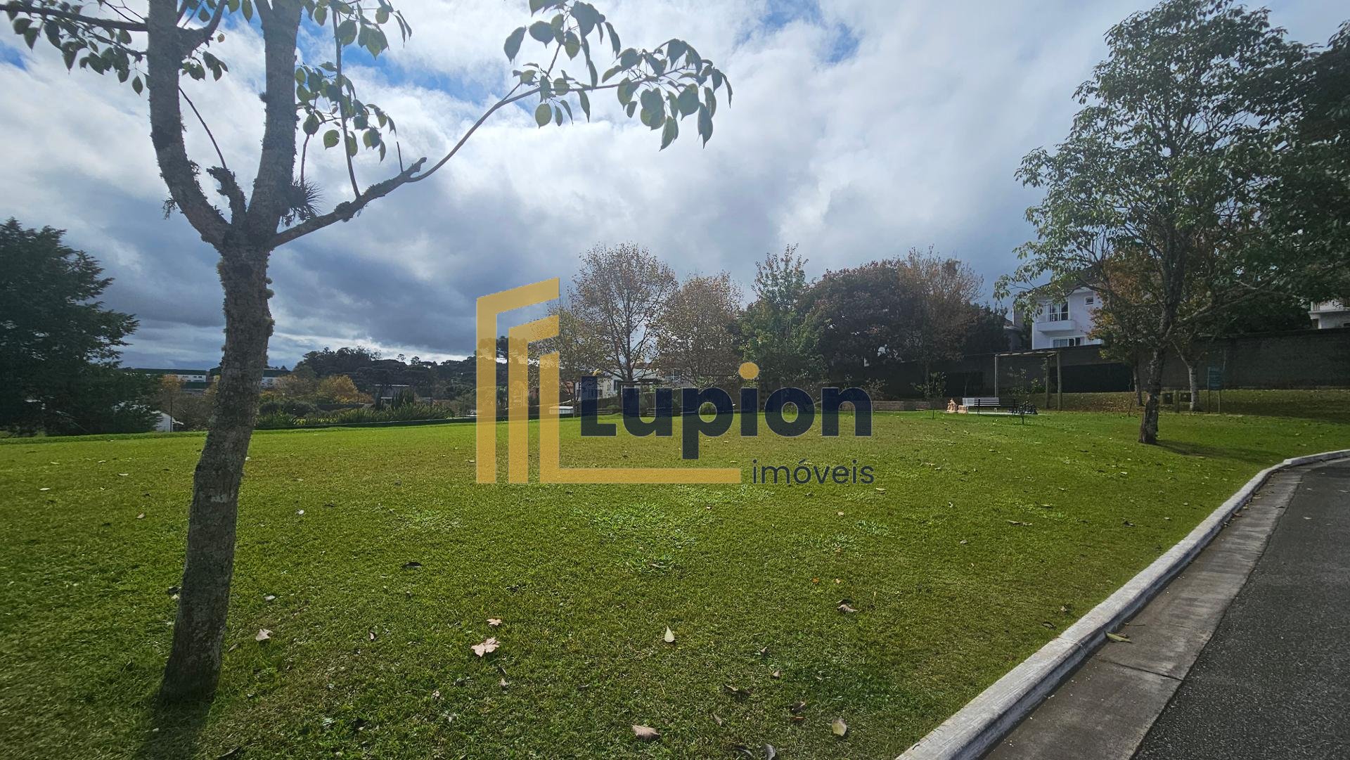 Terreno à venda, 700m2 privativos, Alphaville Graciosa, PINHAI...