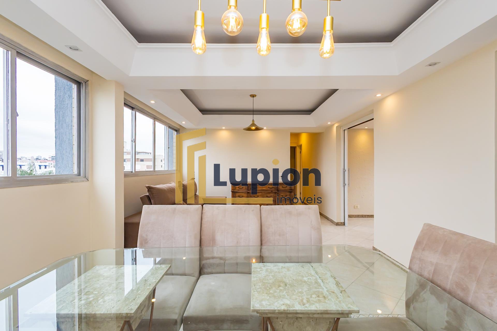 Apartamento com 4 dormitórios à venda,107 m  total no Juvevê -...