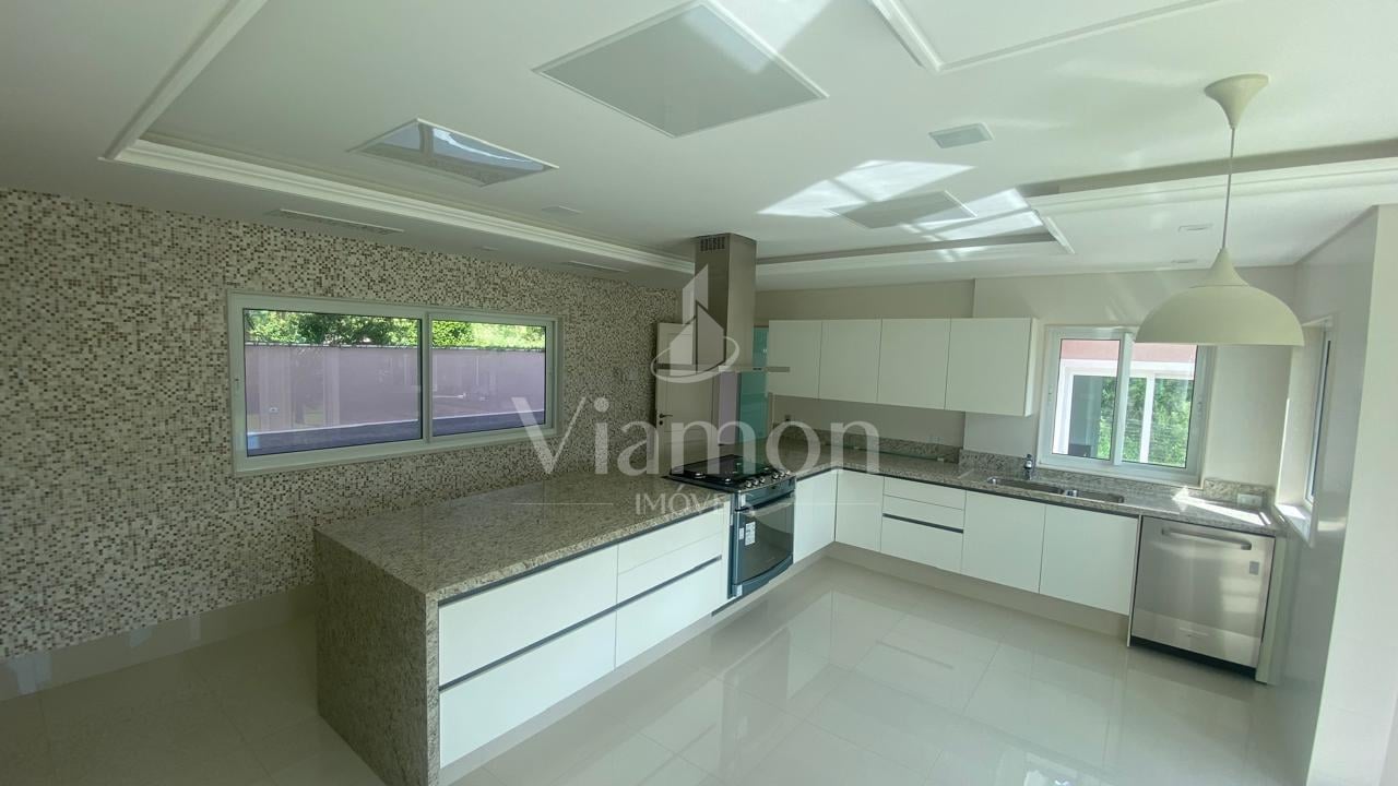 Locação de Residência Alto Padrão 4 quartos no Alphaville Grac...