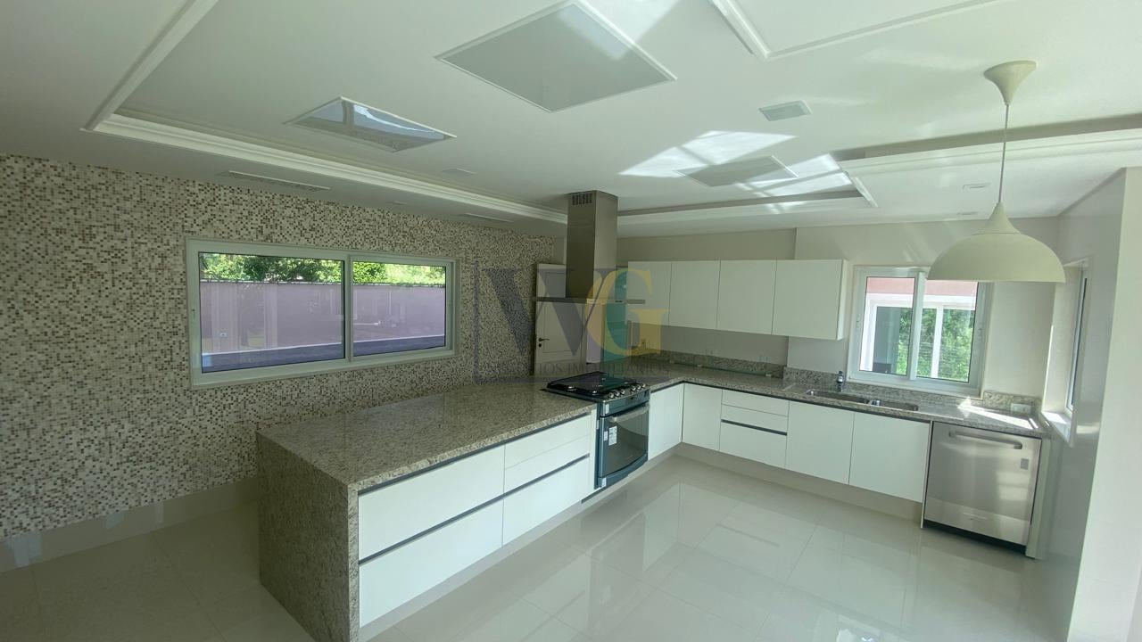 Locação de Residência Alto Padrão 4 quartos no Alphaville Grac...