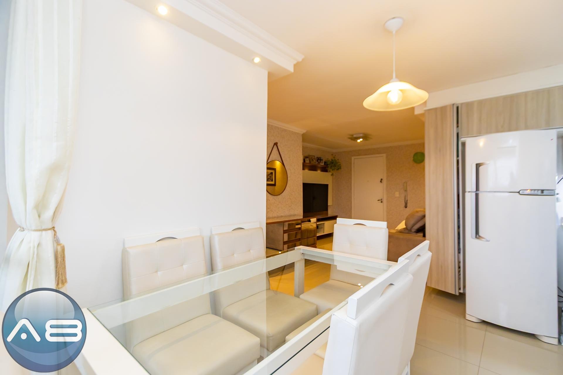 Apartamento com 2 dormitórios, vista livre, Condomínio Grand C...