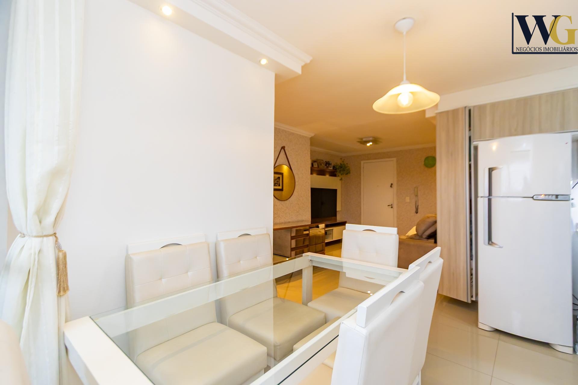 Apartamento com 2 dormitórios, vista livre, Condomínio Grand C...