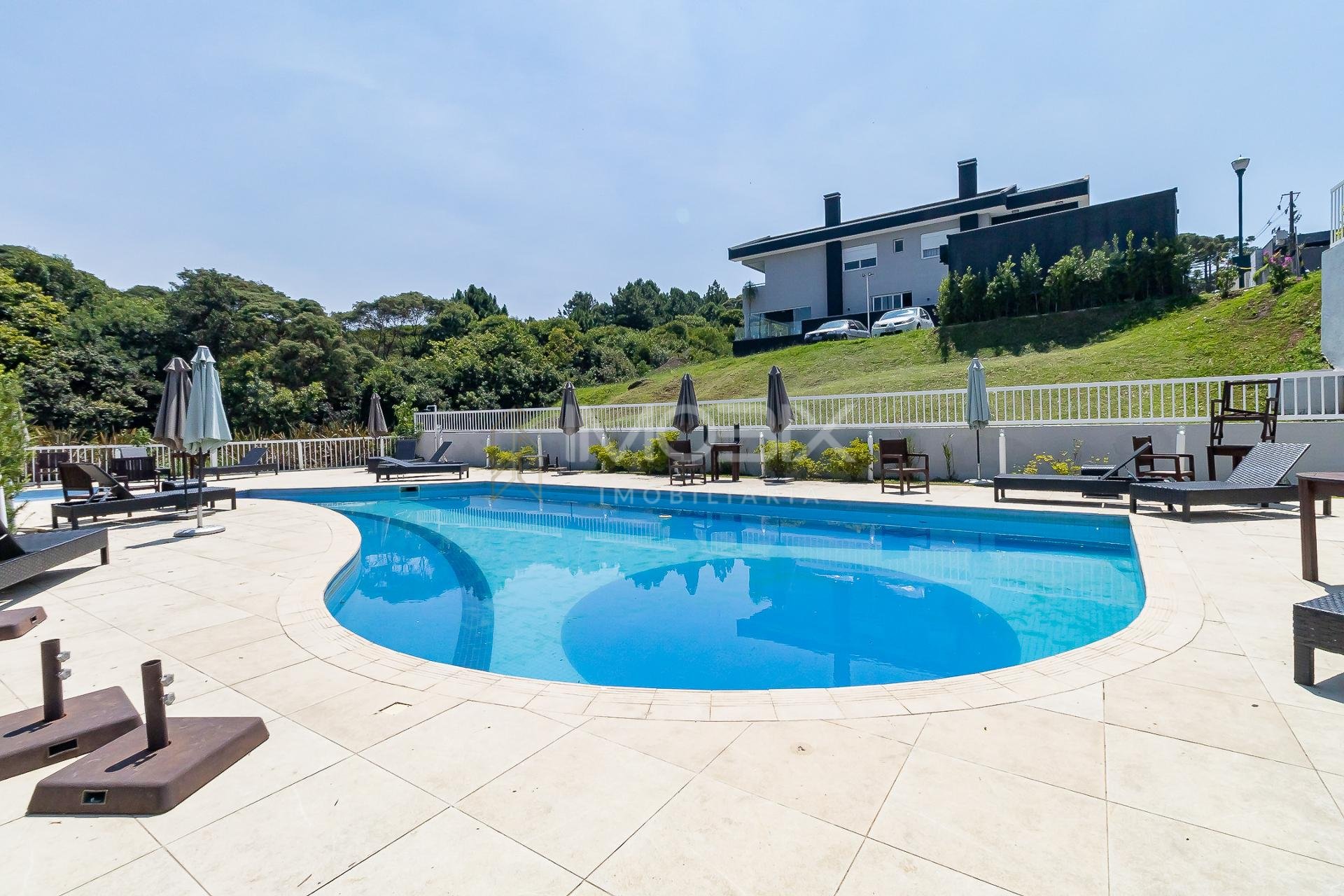 Linda casa em condominio clube na Estrada da Olaria - Paysage ...
