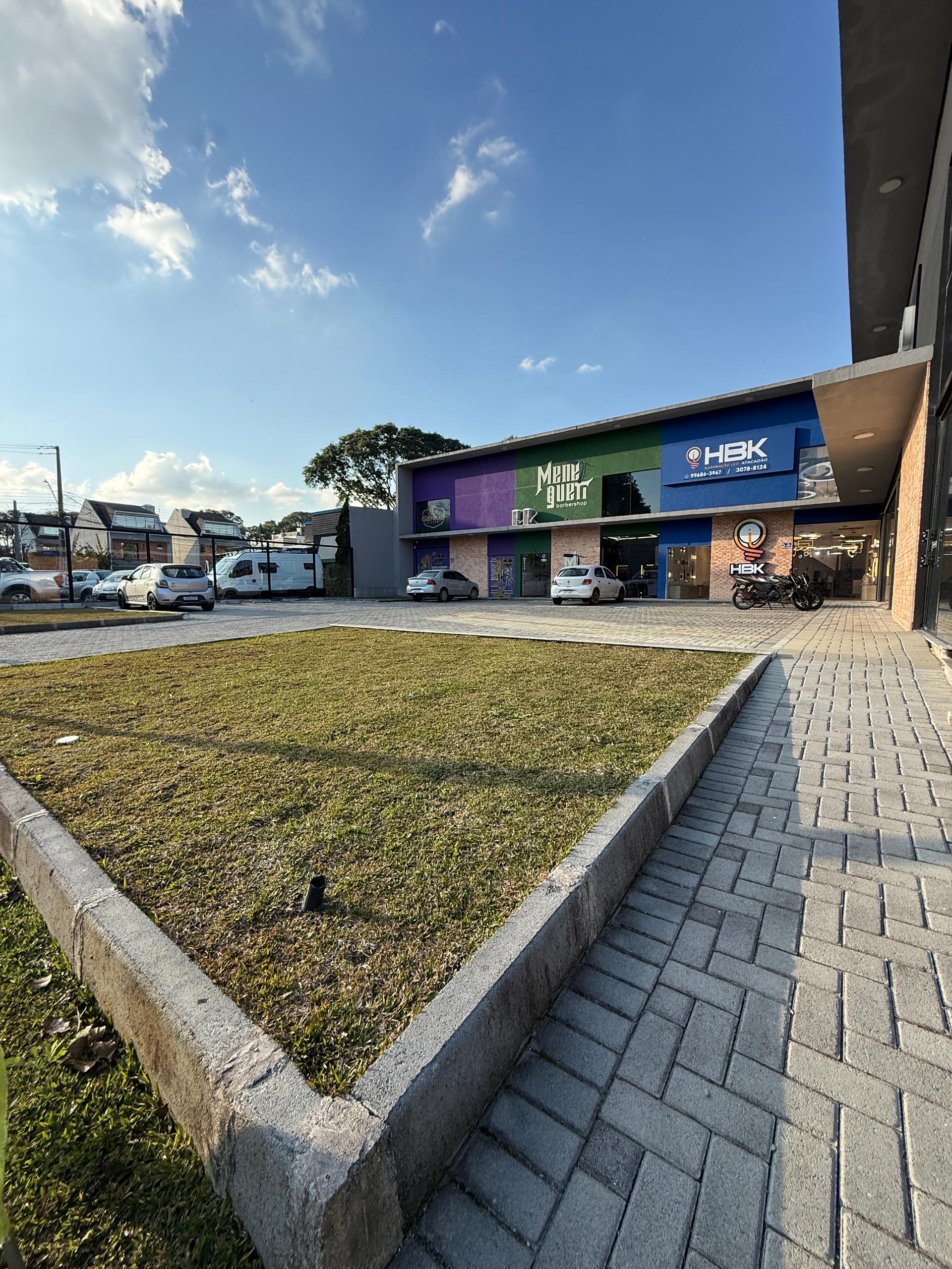 Loja com mezanino - Locação, em centro comercial no bacacheri ...