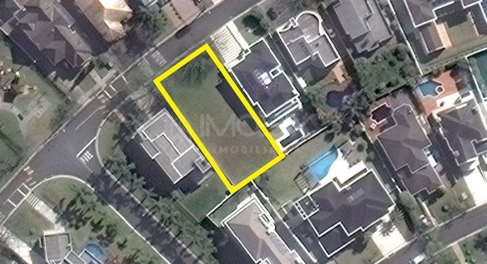 Terreno plano com 717 m2 à venda, residencial Parati, Alphavil...