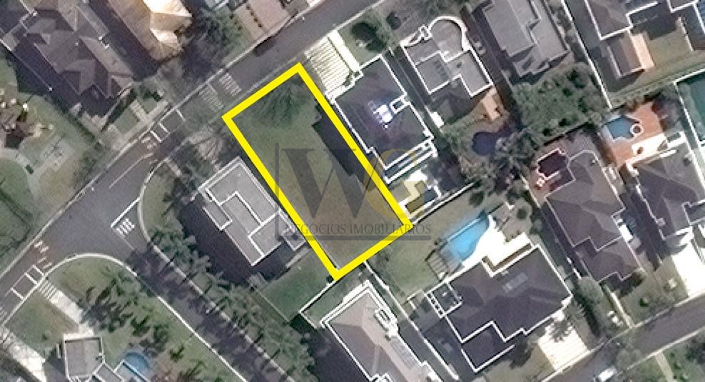 Terreno plano com 717 m2 à venda, residencial Parati, Alphavil...