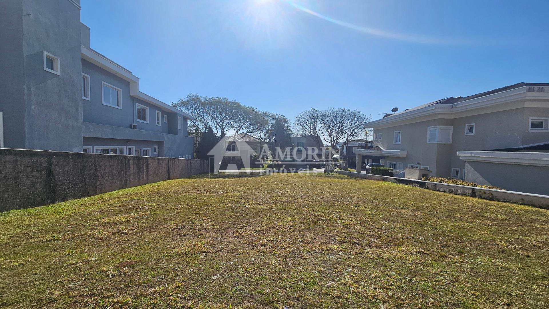 Terreno plano com 717 m2 à venda, residencial Parati, Alphavil...