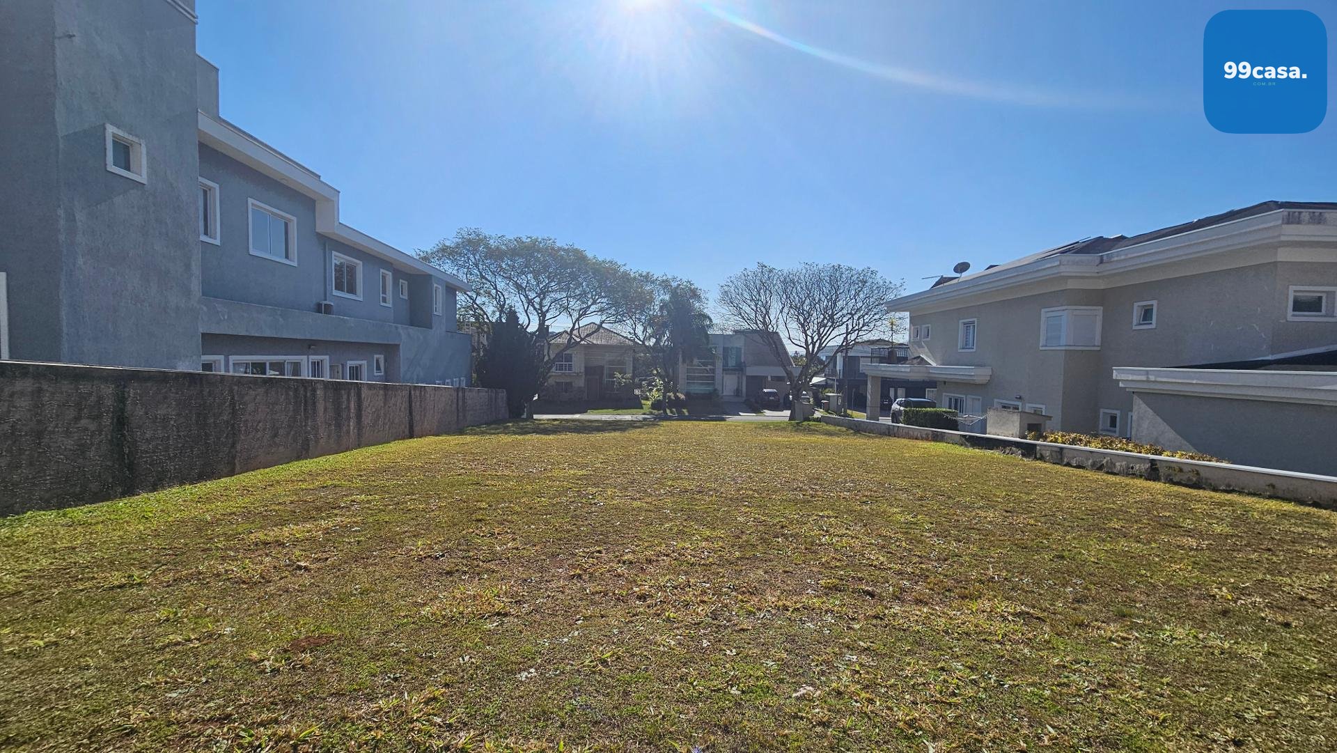 Terreno plano com 717 m2 à venda, residencial Parati, Alphavil...