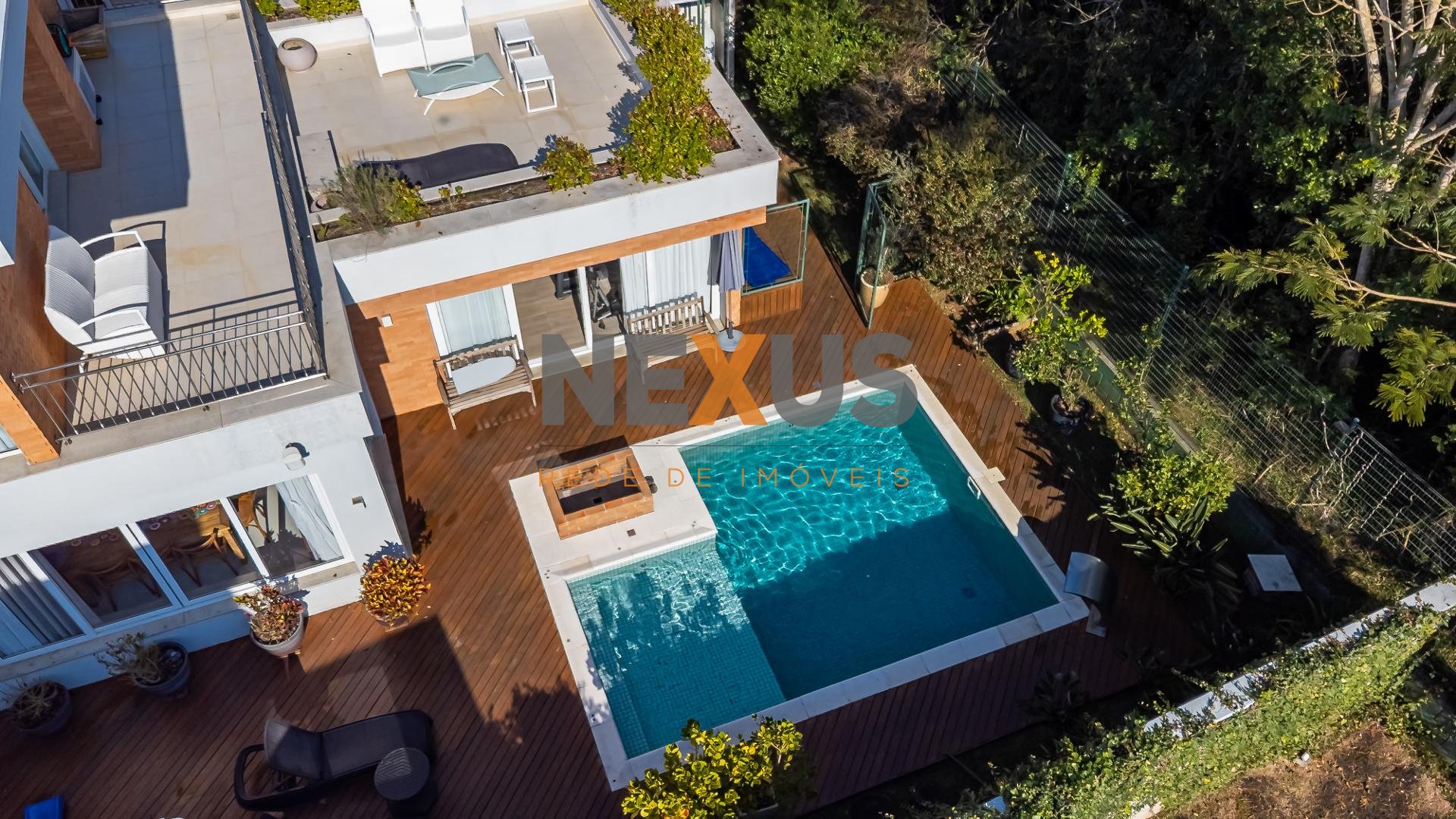 Linda residência de 4 Suítes de 498m no Alphaville , PINHAIS ...