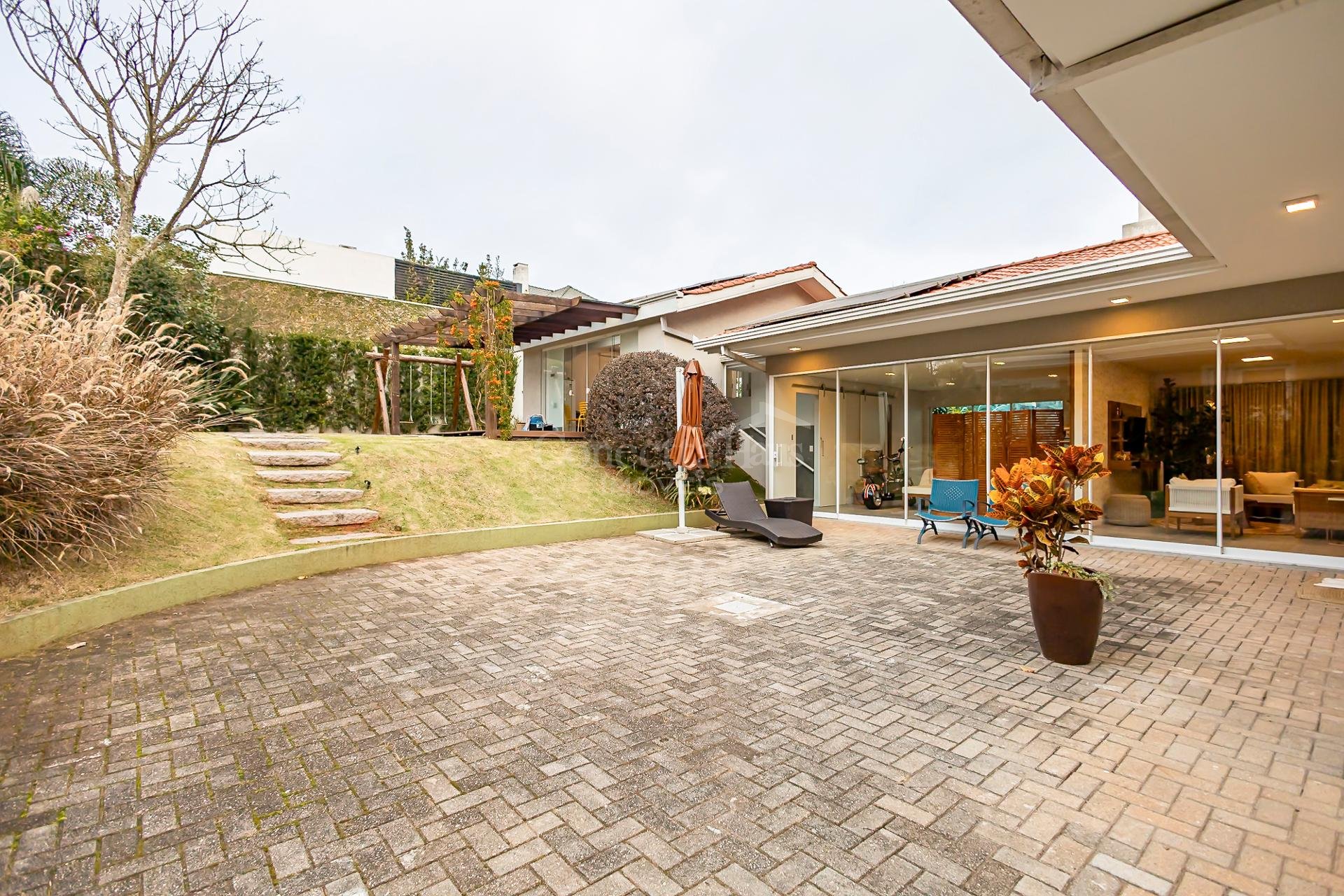 Casa à venda, 4 suítes no Alphaville Graciosa, PINHAIS - PR
