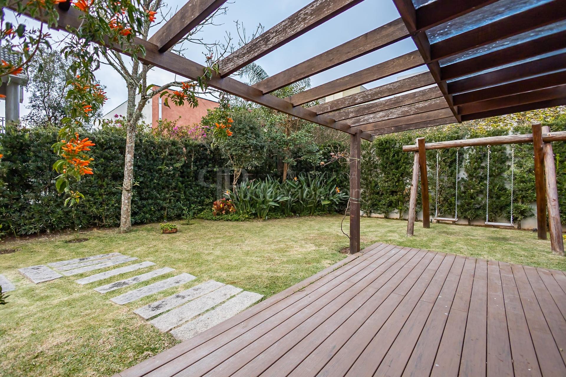 Casa à venda, 4 suítes no Alphaville Graciosa, PINHAIS - PR