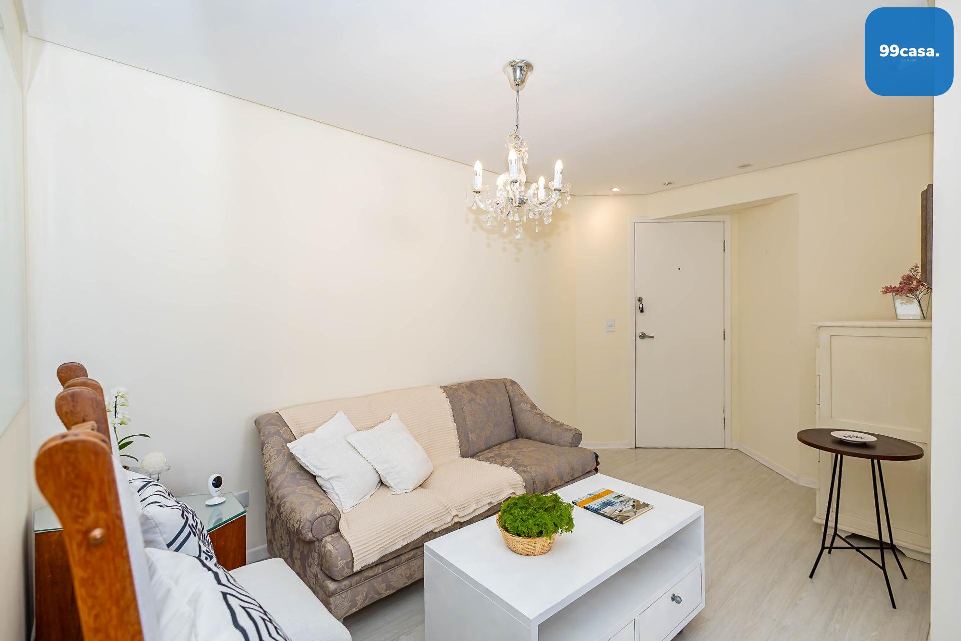 Apartamento 5  Andar à Venda no Cabral | 2 Quartos | Vista 360...
