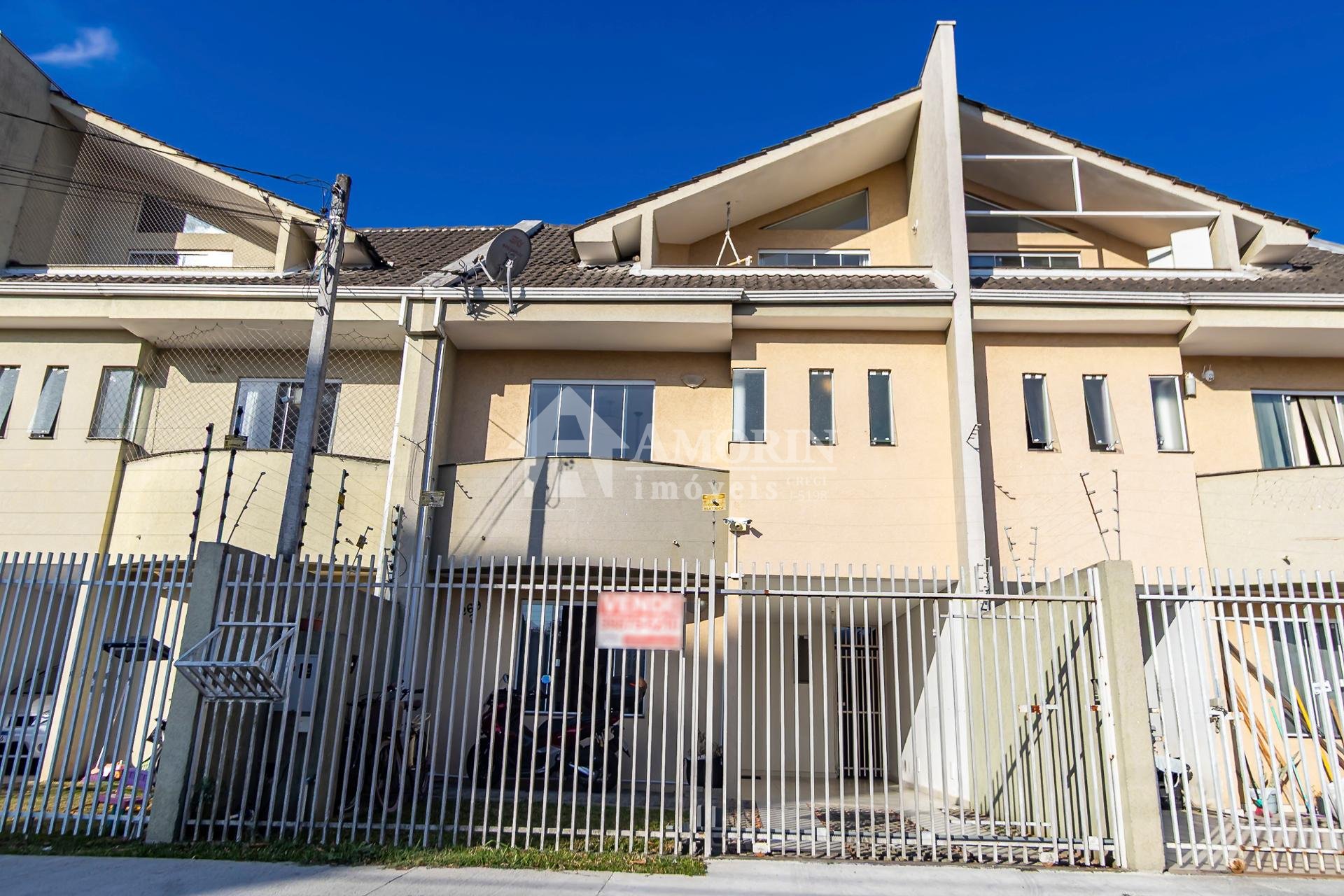 Sobrado Triplex 139m  no Cajuru 3 Qts, Suíte  c  closet e hidr...