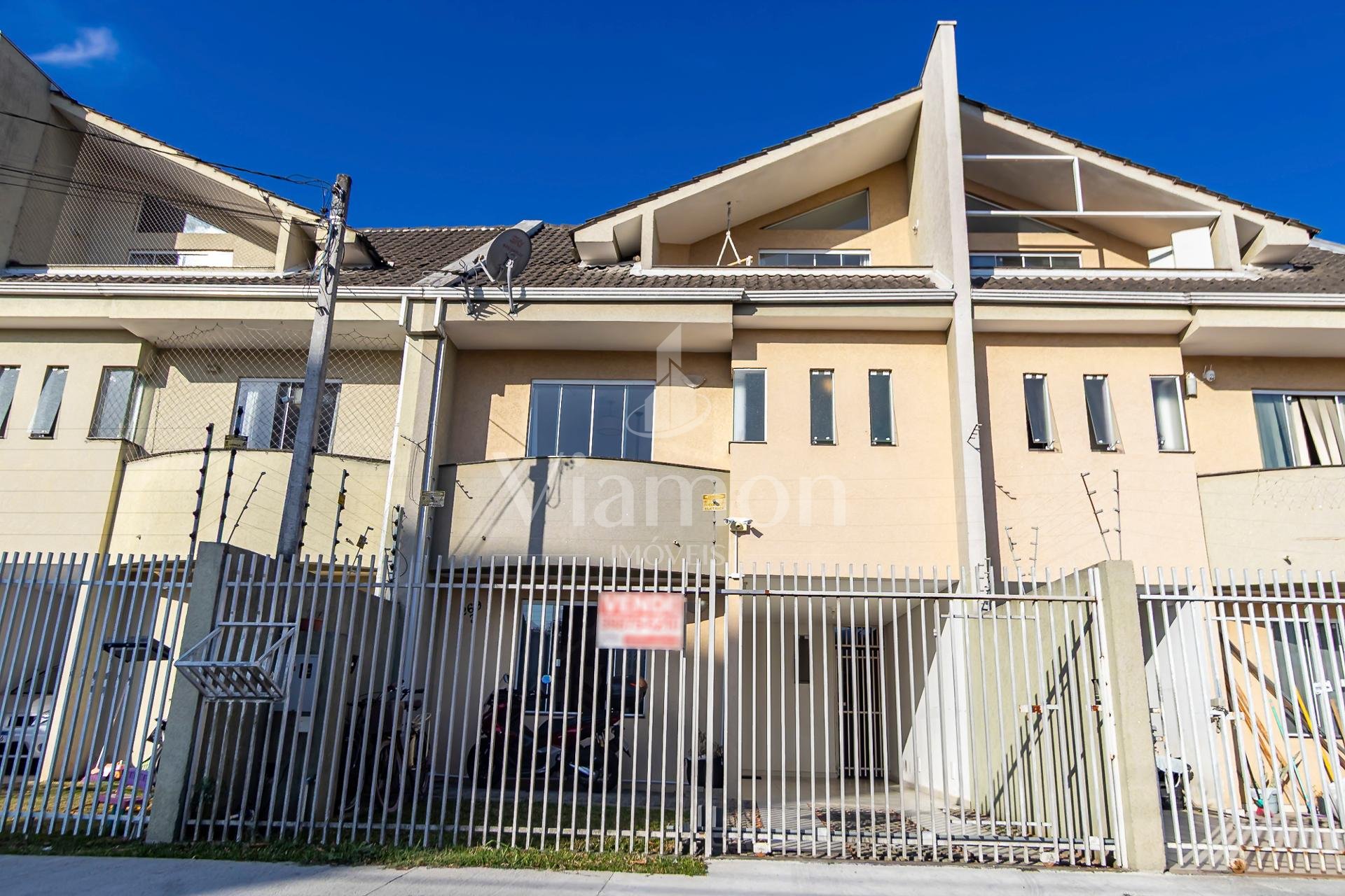 Sobrado Triplex 139m  no Cajuru 3 Qts, Suíte  c  closet e hidr...