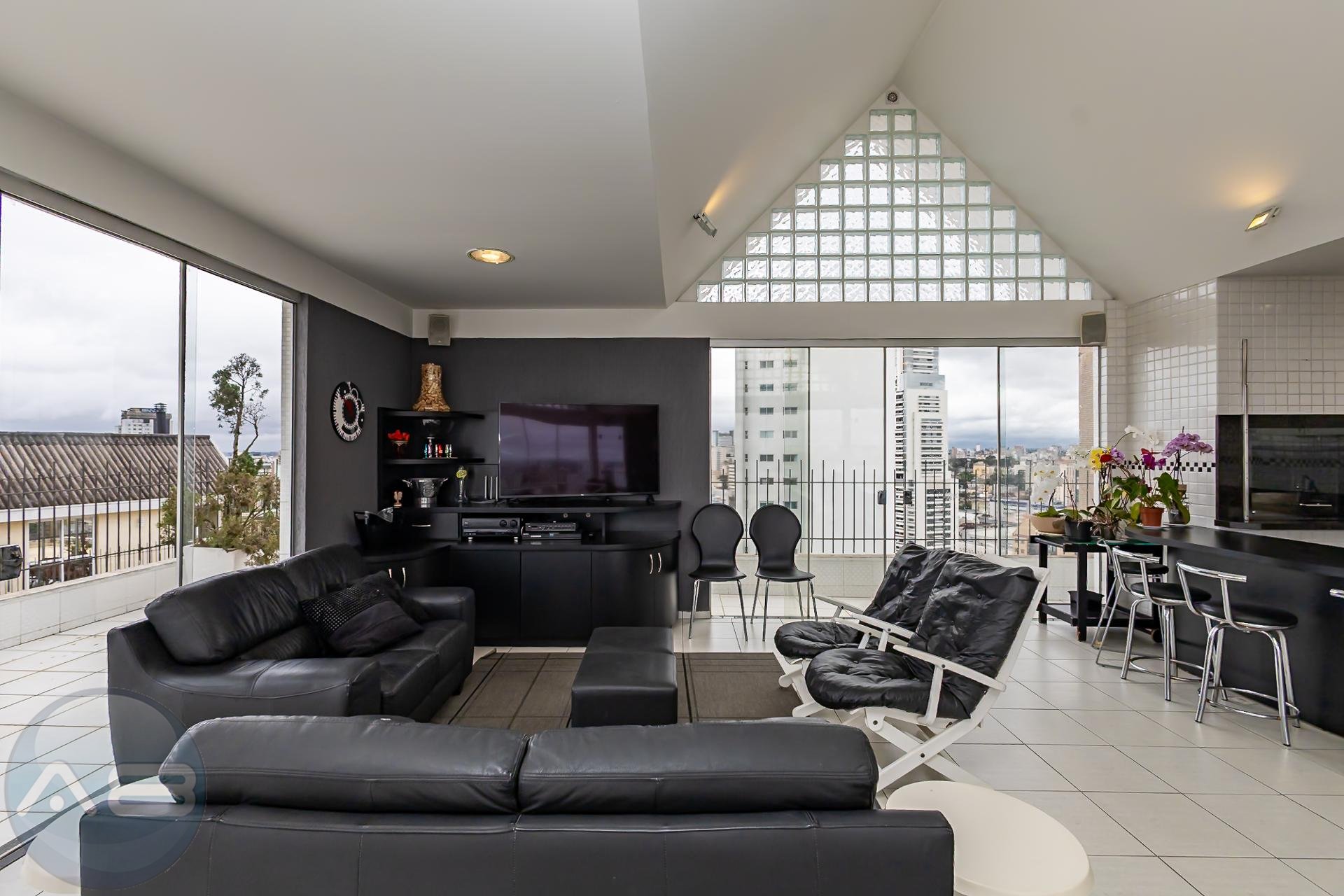 20  andar, Cobertura Triplex, Centro Cívico, 4 Vagas, Gourmet ...