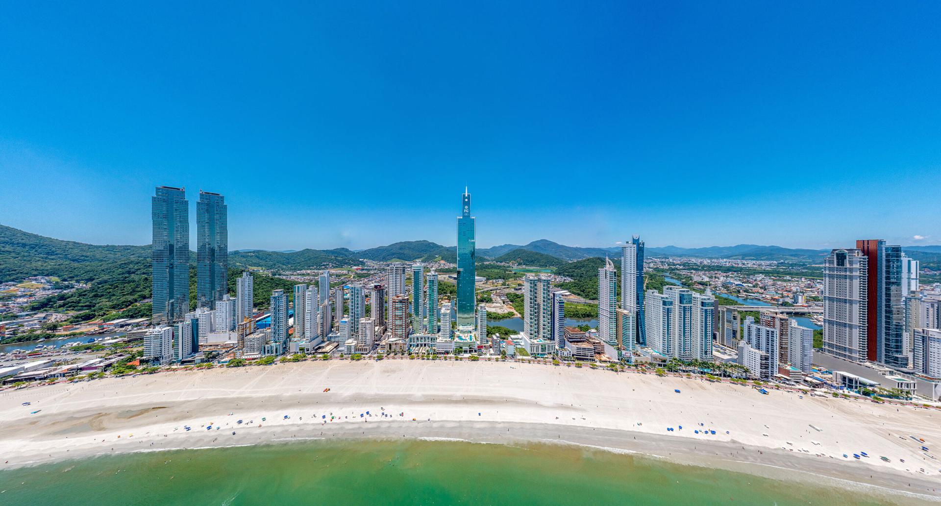 OPORTUNIDADE ONE TOWER ANDAR ALTO PLANTA MAIOR 4 VAGAS, BALNEA...