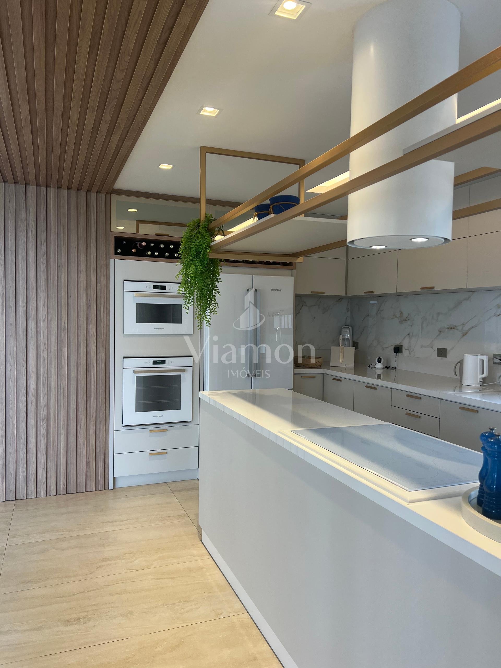 Linda Casa Vista Parque no Alphaville Graciosa, PINHAIS - PR