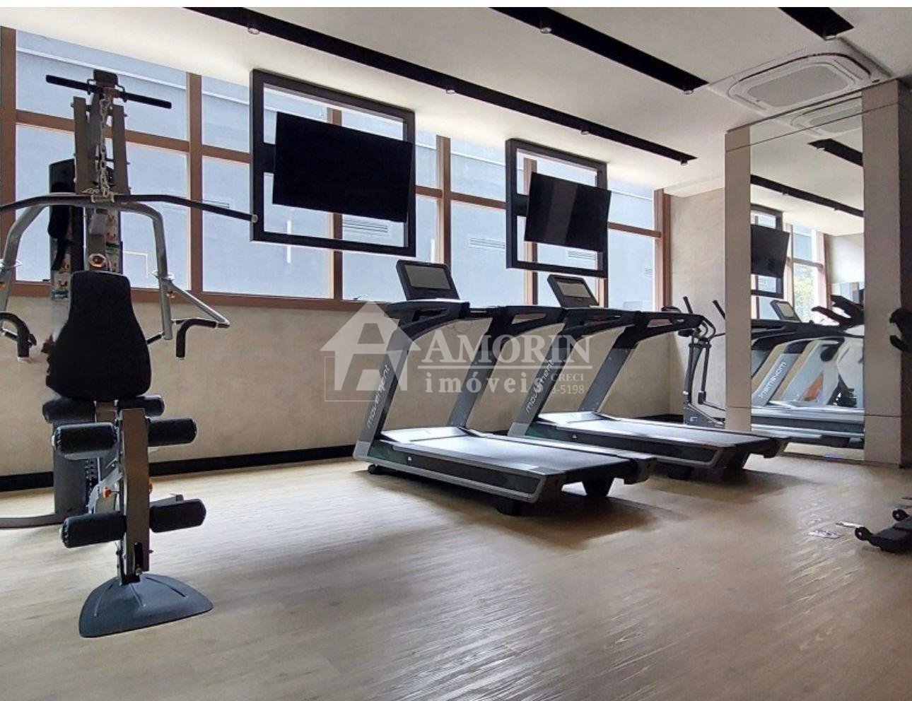 DUPLEX NO CORAÇÃO DO BATEL, 95m  privativos, 2 vagas. Rua Gute...