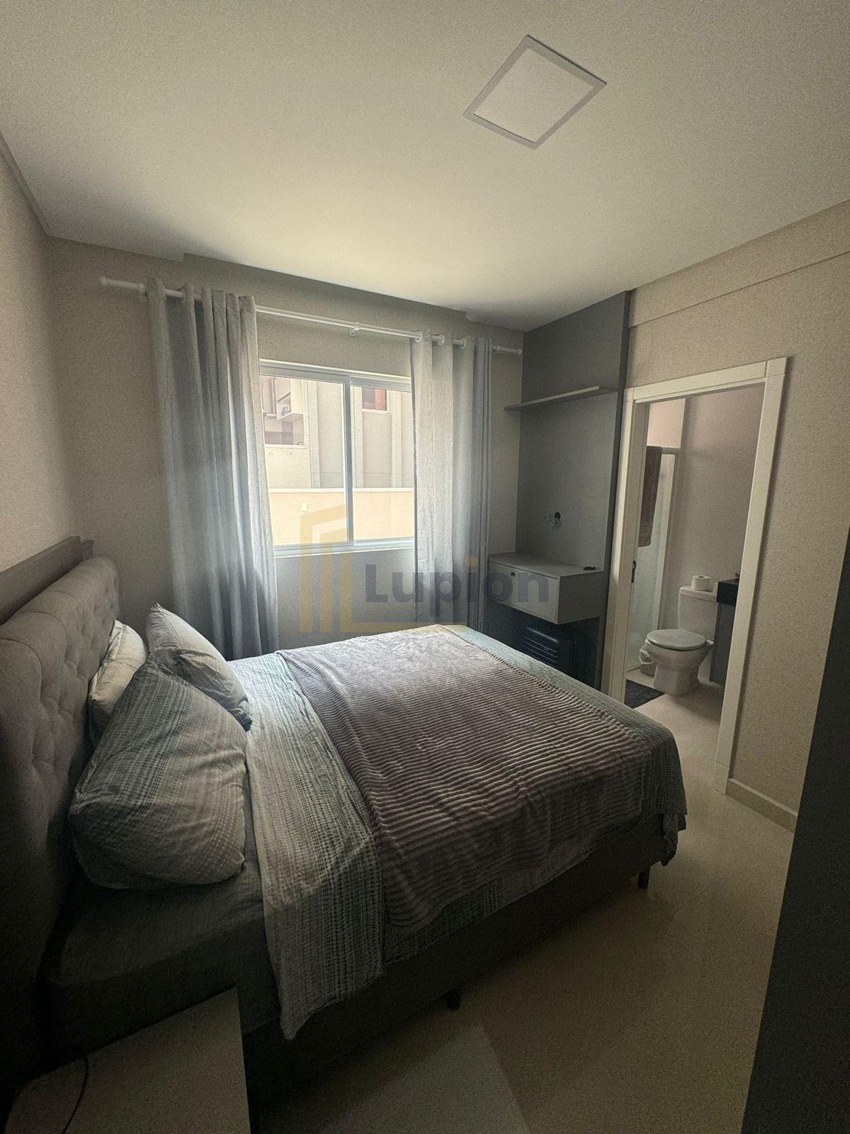 Apartamento à venda 3 suítes 199m2, Meia Praia, ITAPEMA - SC